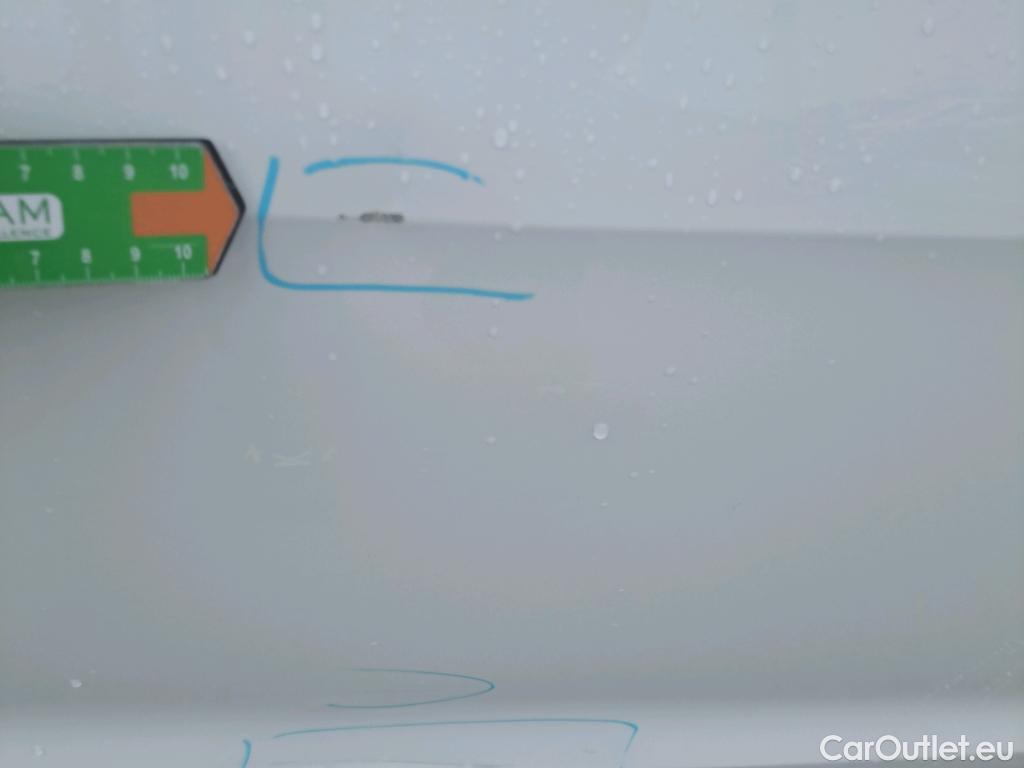  Volkswagen  T-CROSS VOLKSWAGEN  / 2018 / 5P / todoterreno Advance 1.0 TSI 85kW (115CV) DSG (AC) #3