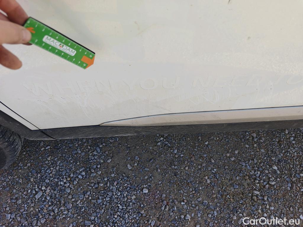  Peugeot  2008 PEUGEOT  / 2019 / 5P / todoterreno Allure BlueHDI 81kW (110CV) #15