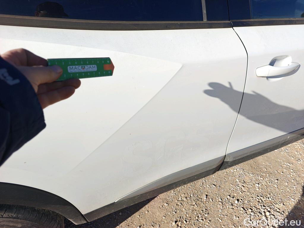  Peugeot  2008 PEUGEOT  / 2019 / 5P / todoterreno Allure BlueHDI 81kW (110CV) #22