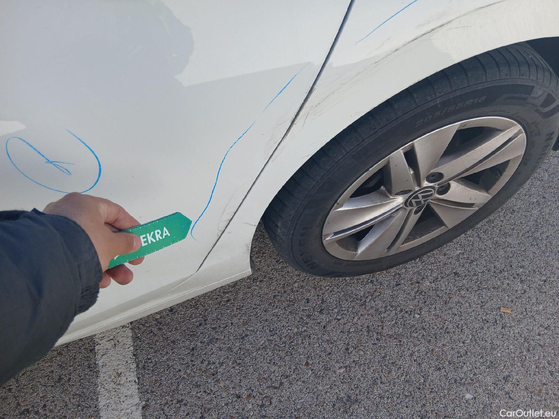  Volkswagen  Golf  VOLKSWAGEN / 2020 / 5P / berlina con portón 2.0 TDI 85kW (115CV) #14