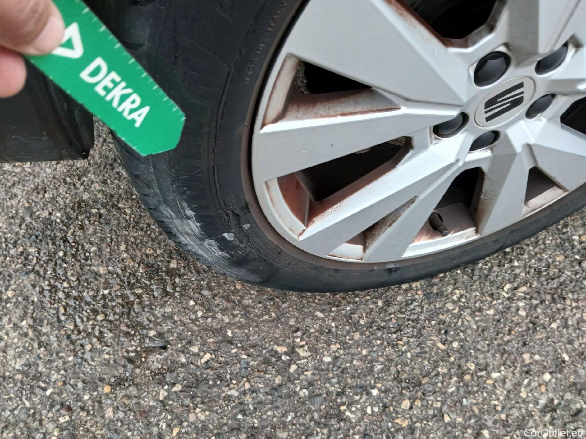  Seat  Arona SEAT  / 2021 / 5P / todoterreno 1.0 TSI 81kW (110CV) Xperience Plus(SP) #31