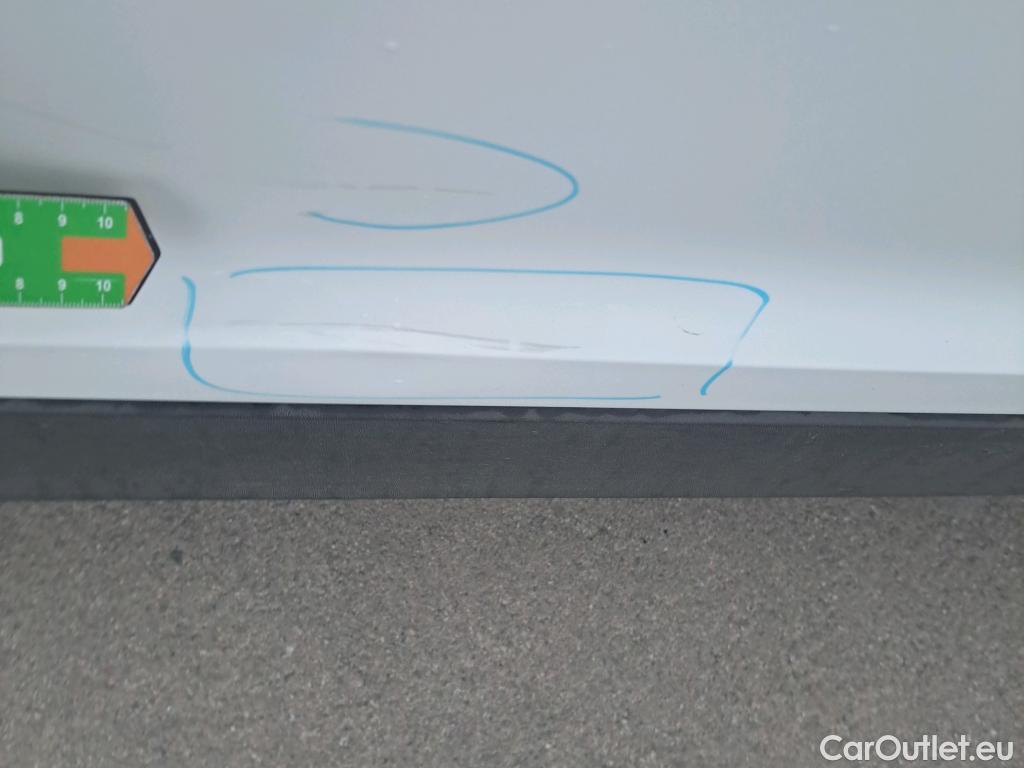  Volkswagen  T-CROSS VOLKSWAGEN  / 2018 / 5P / todoterreno Advance 1.0 TSI 85kW (115CV) DSG (AC) #2