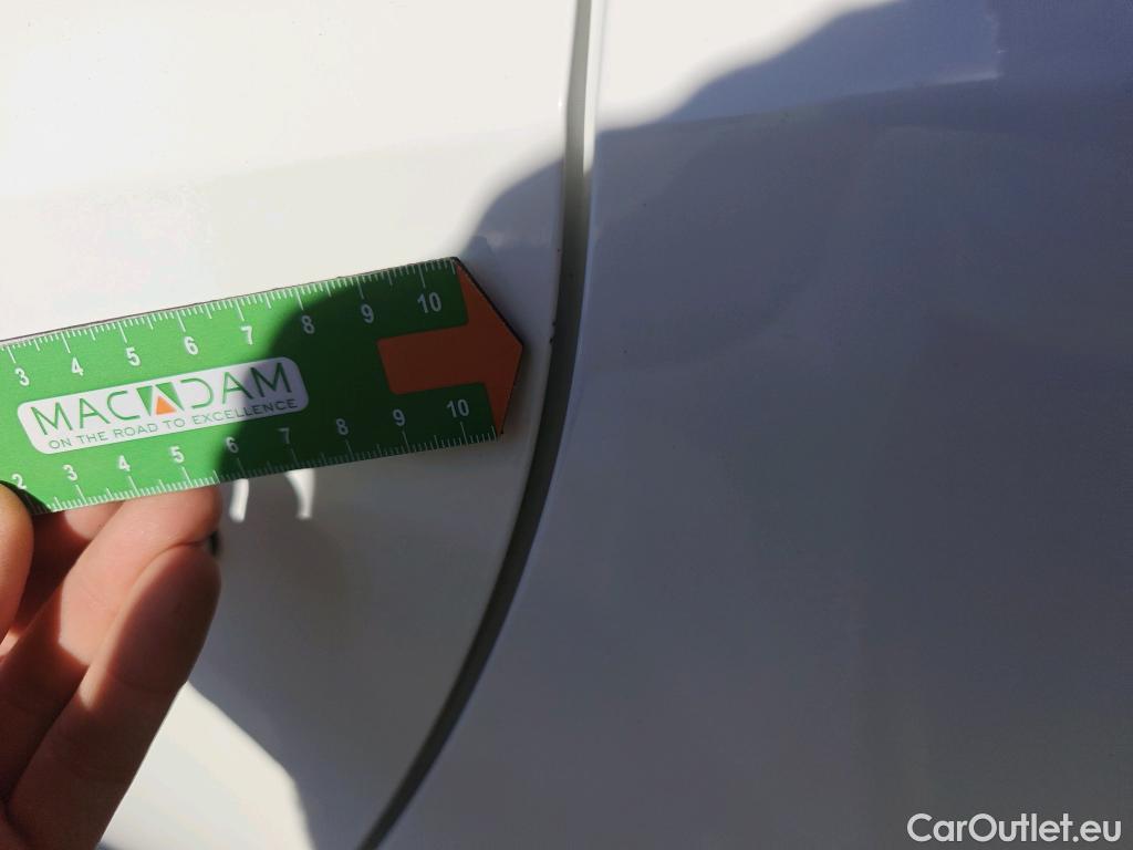  Toyota  Corolla TOYOTA  / 2019 / 5P / familiar 1.8 125H ACTIVE TECH E-CVT TOU SPORT #29