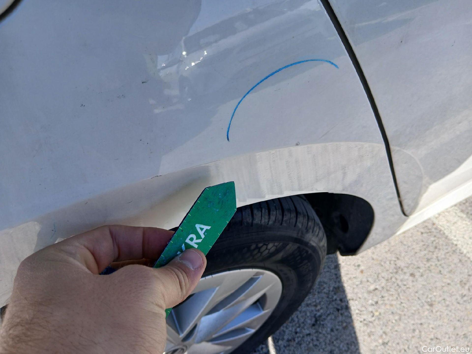  Skoda  Fabia SKODA  / 2021 / 5P / berlina con portón 1.0 TSI 70KW (95CV) Ambition (AC) #11