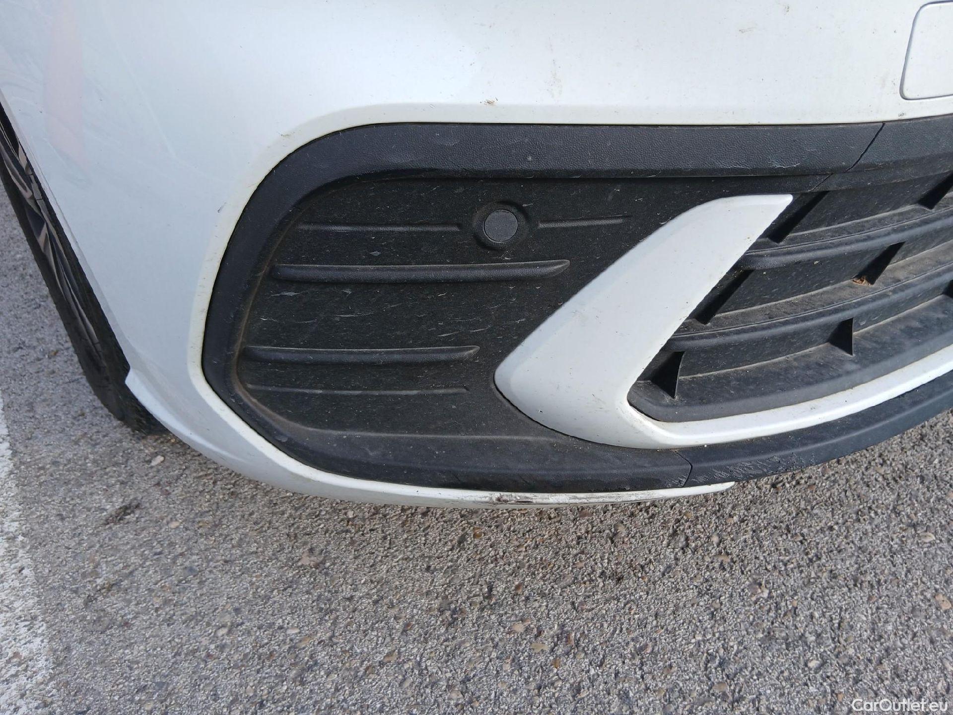  Volkswagen  Polo VOLKSWAGEN  / 2021 / 5P / berlina con portón Life 1.0 TSI 70kW (95CV) #9