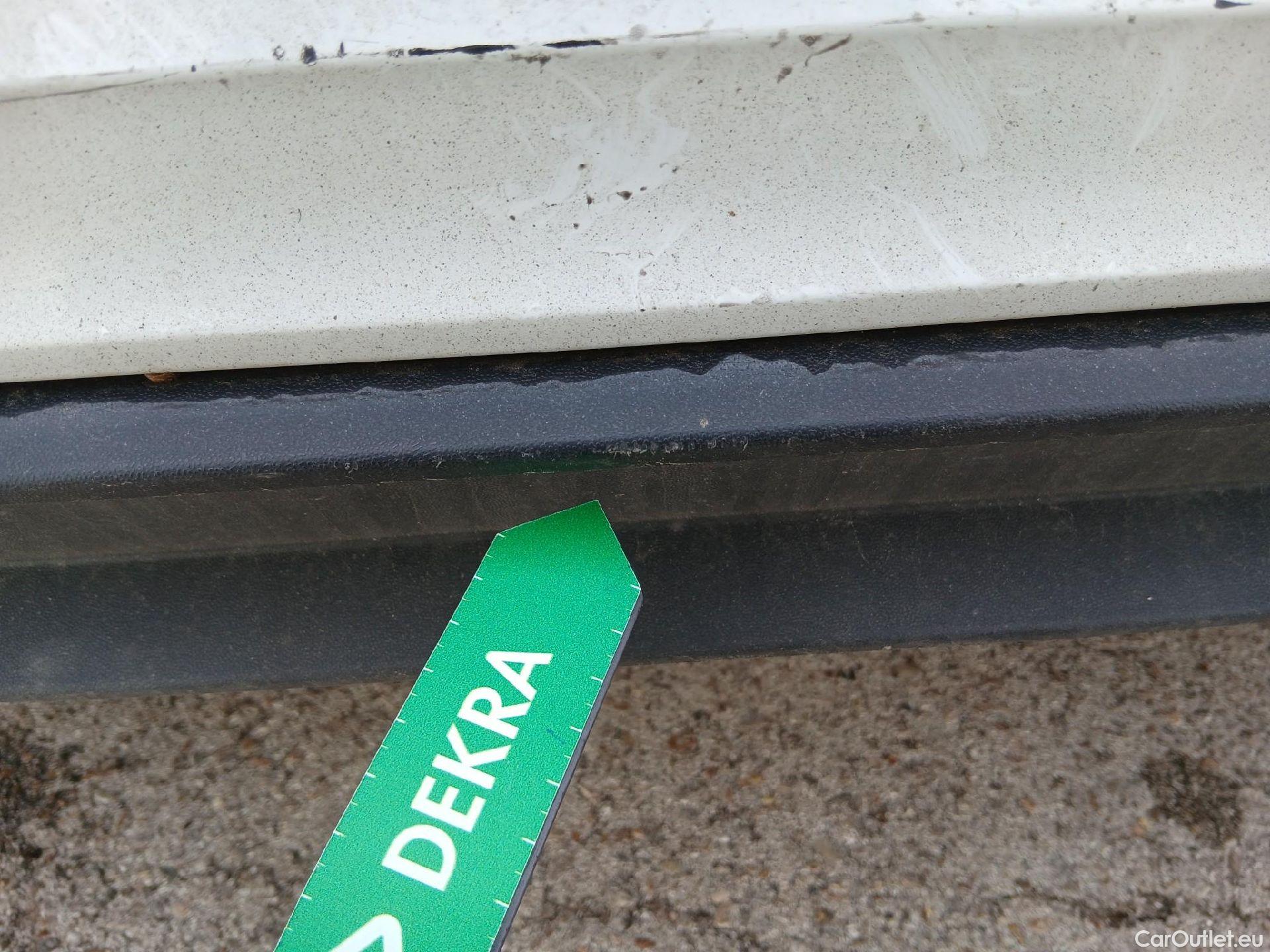  Volkswagen  Polo VOLKSWAGEN  / 2021 / 5P / berlina con portón Life 1.0 TSI 70kW (95CV) #24