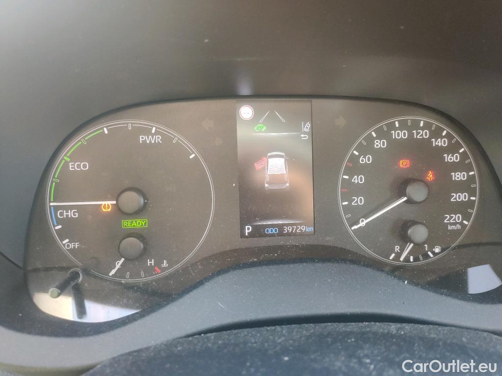  Toyota  Yaris TOYOTA  / 2020 / 5P / berlina con portón 1.5 120H Active Tech #26