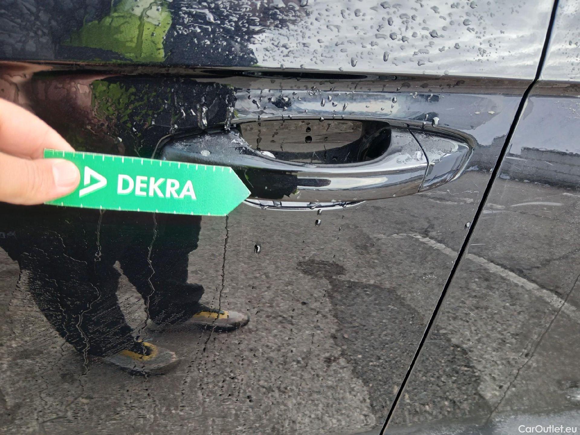  Volkswagen  T-ROC VOLKSWAGEN  / 2017 / 5P / todoterreno Edition 1.0 TSI 85kW (115CV) #20