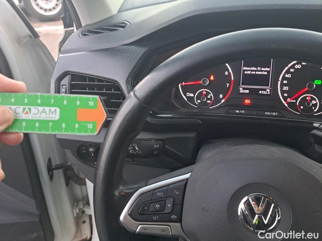  Volkswagen  T-CROSS VOLKSWAGEN  / 2018 / 5P / todoterreno Advance 1.0 TSI 85kW (115CV) DSG (AC) #6