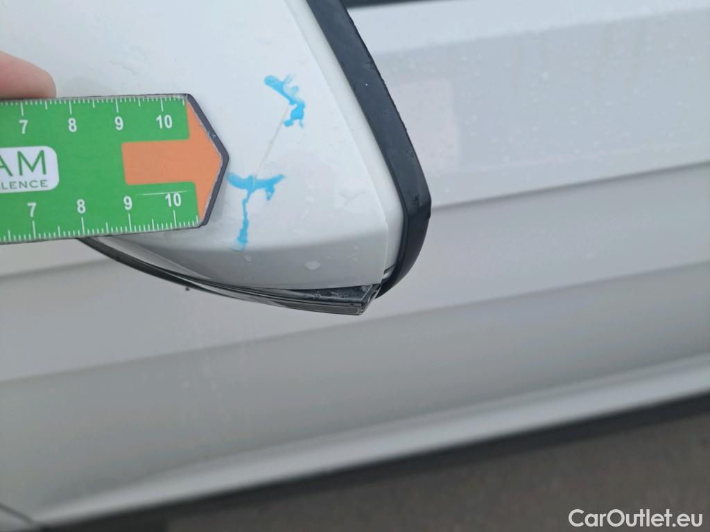  Volkswagen  T-CROSS VOLKSWAGEN  / 2018 / 5P / todoterreno Advance 1.0 TSI 85kW (115CV) DSG (AC) #16