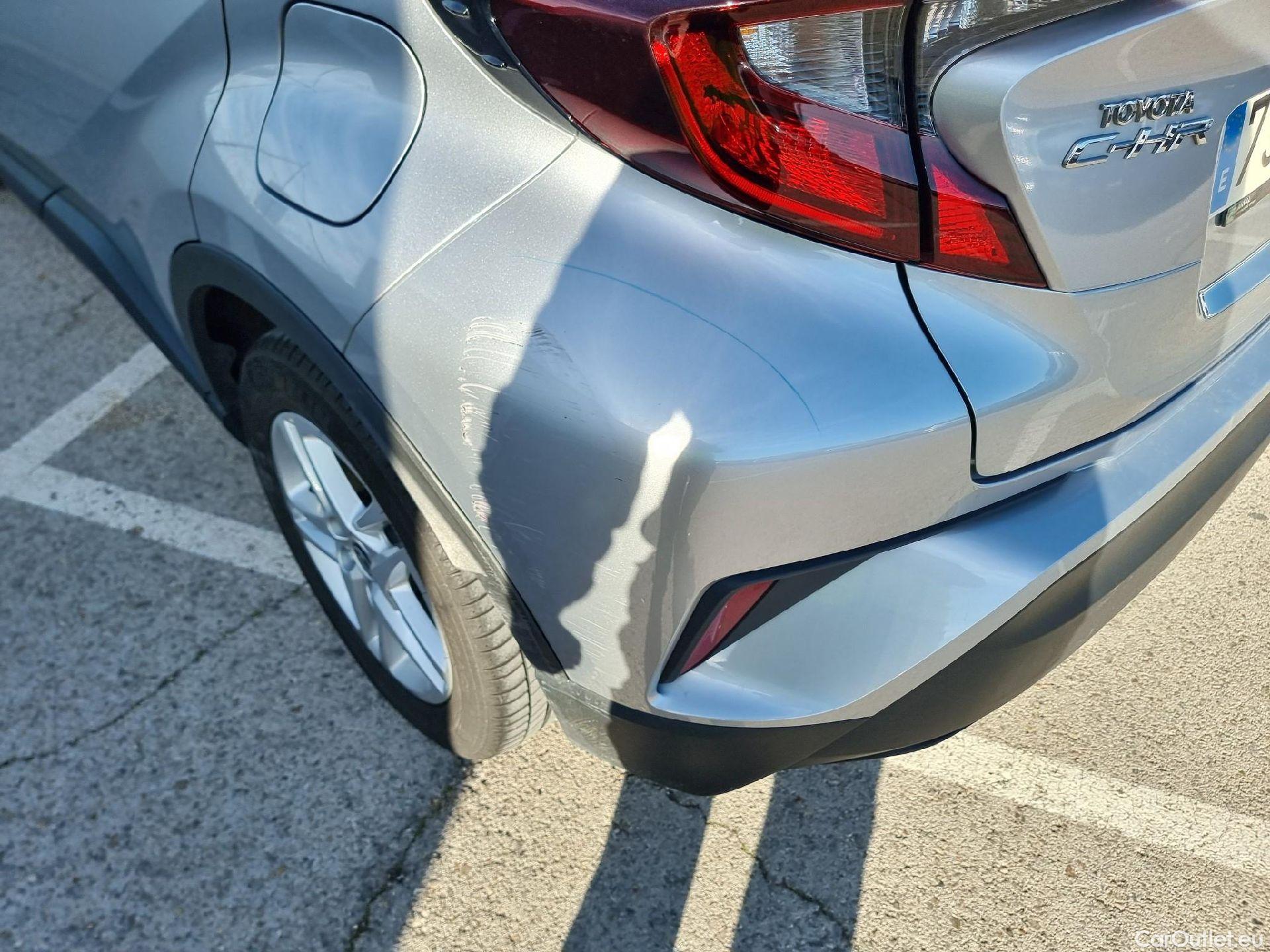  Toyota  C-HR TOYOTA  / 2019 / 5P / todoterreno 1.8 125H Active #9