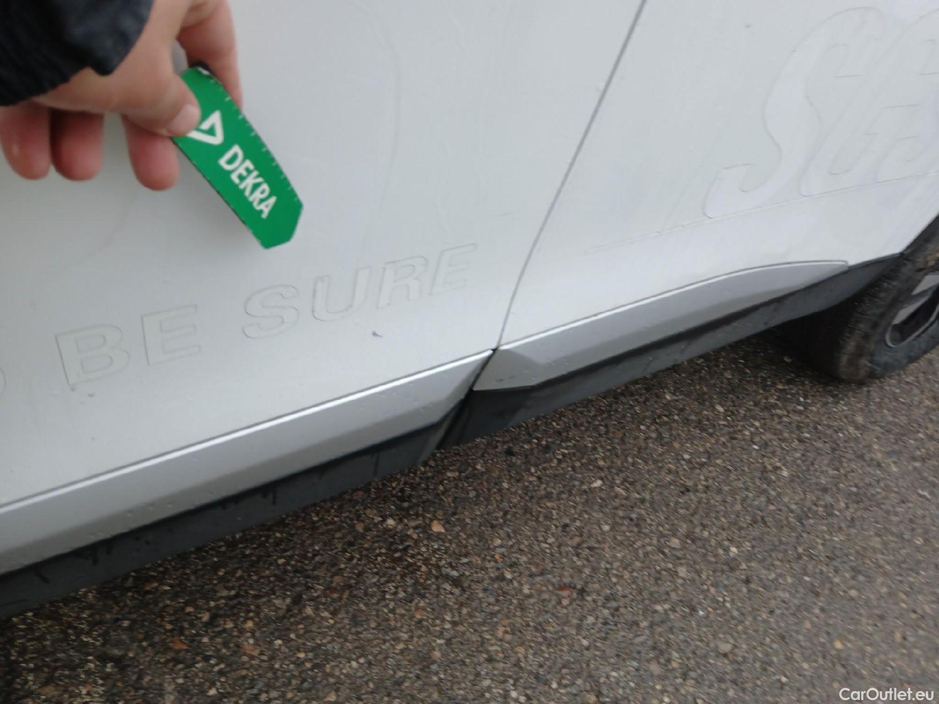  Peugeot  2008 PEUGEOT  / 2019 / 5P / todoterreno Allure BlueHDI 81kW (110CV) #13