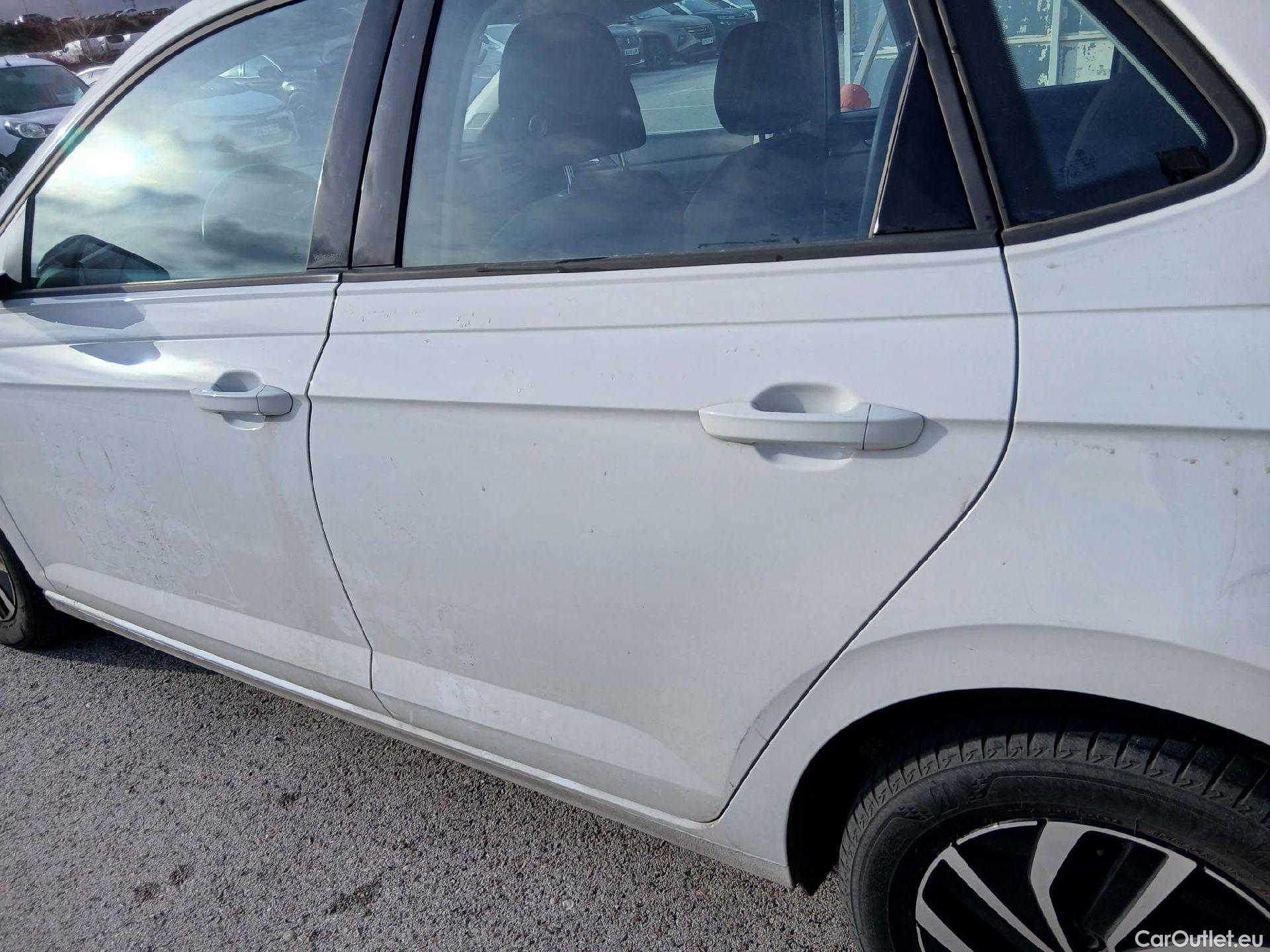  Volkswagen  Polo VOLKSWAGEN  / 2021 / 5P / berlina con portón Life 1.0 TSI 70kW (95CV) #16