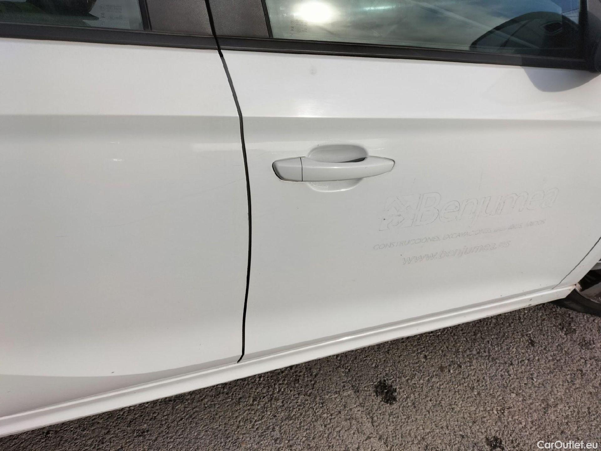  Opel  Corsa  F Edition 1.5 100CV MT6 E6d #40