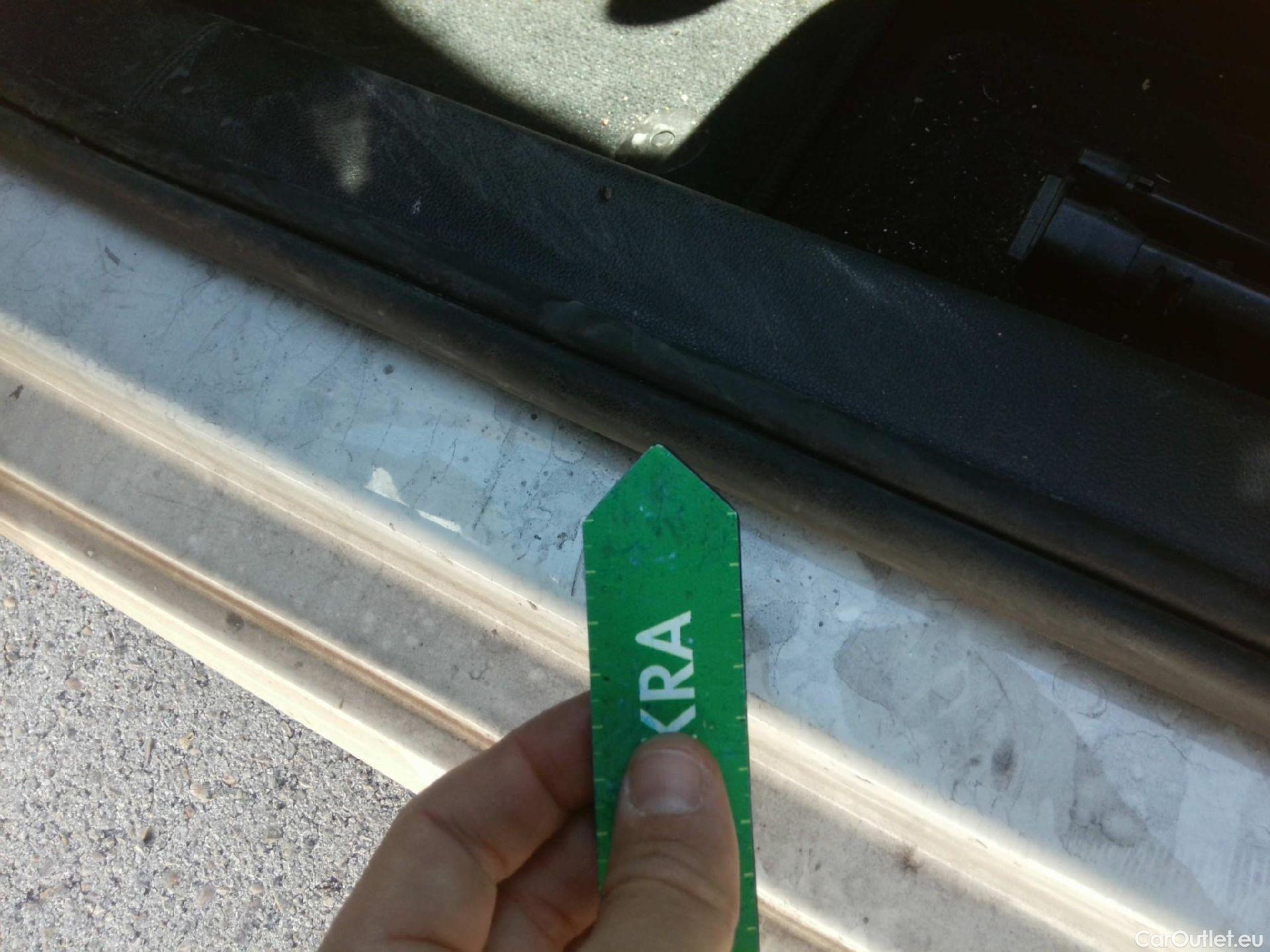  Skoda  Fabia SKODA  / 2021 / 5P / berlina con portón 1.0 TSI 70KW (95CV) Ambition (AC) #17