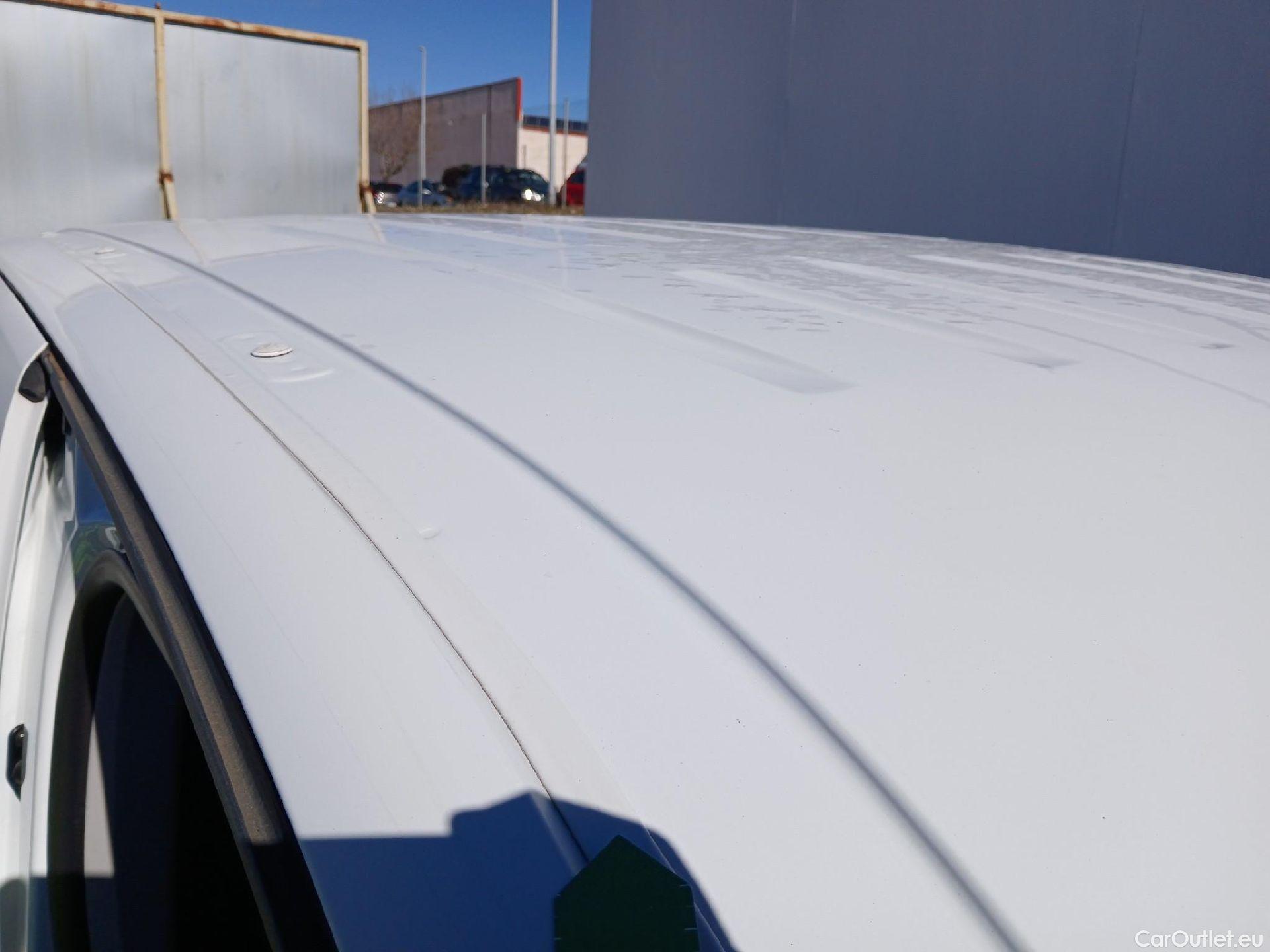  Citroen  Berlingo CITROEN  / 2018 / 4P / combi Talla M BlueHDi 100 LIVE (AC) #55