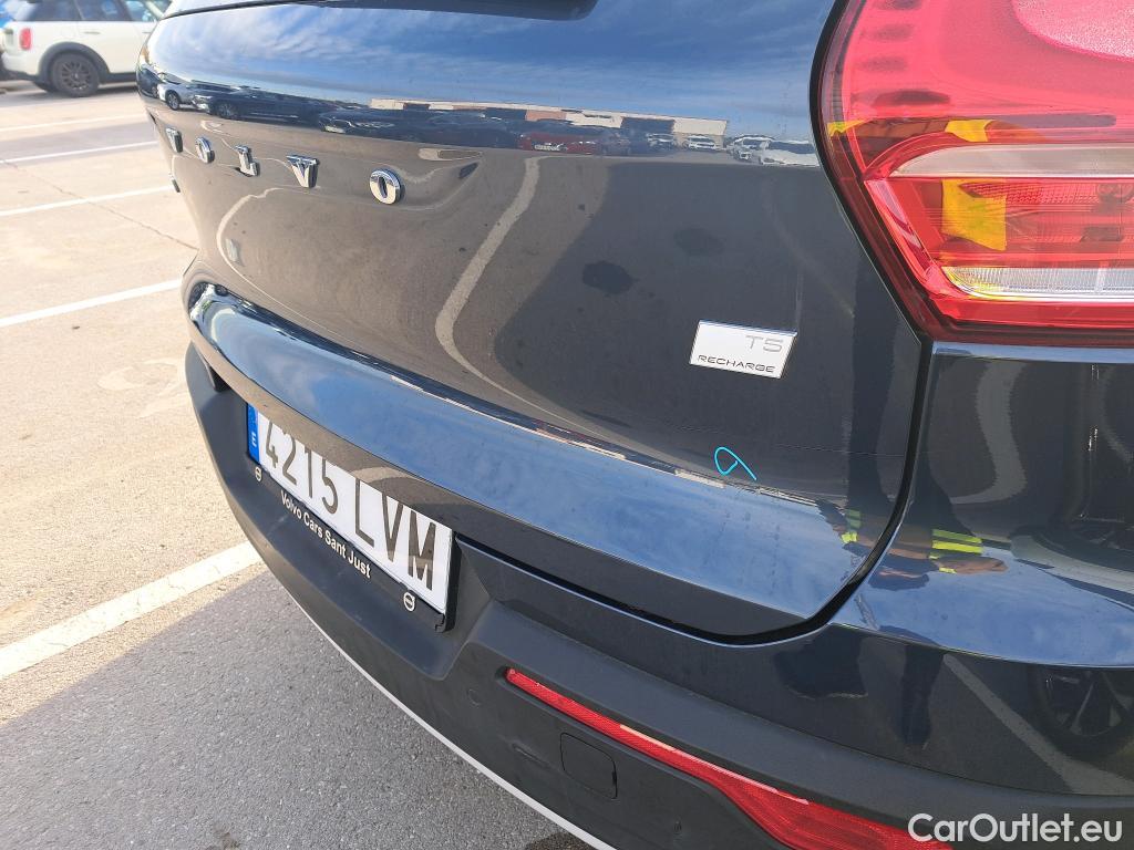  Volvo  XC 40 VOLVO XC40 / 2017 / 5P / todoterreno 1.5 T5 Twin Recharge Inscription Ex Auto #1