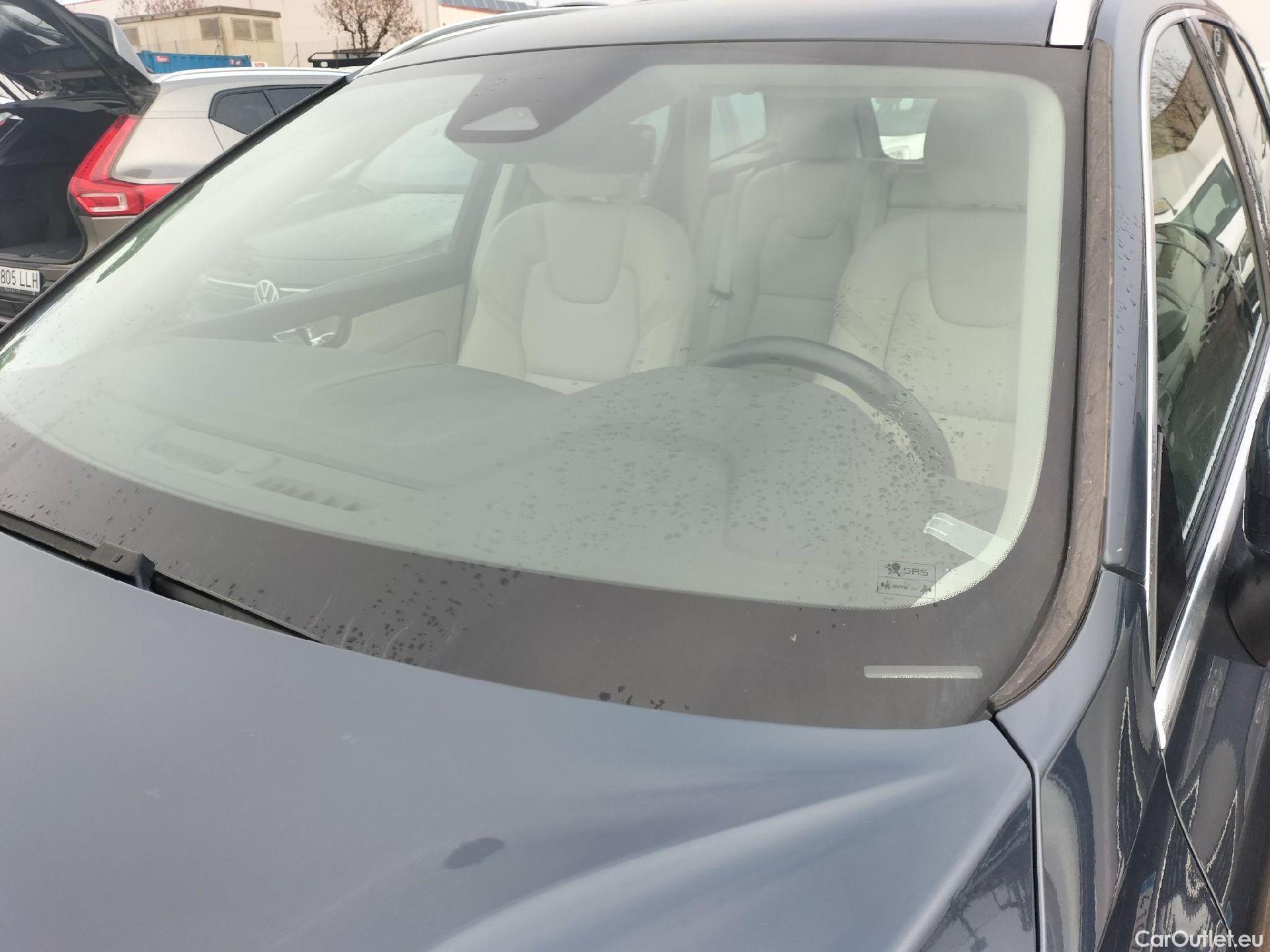  Volvo  XC60 VOLVO  / 2017 / 5P / todoterreno 2.0 T6 AWD Recharge Inscription Exp Auto #9