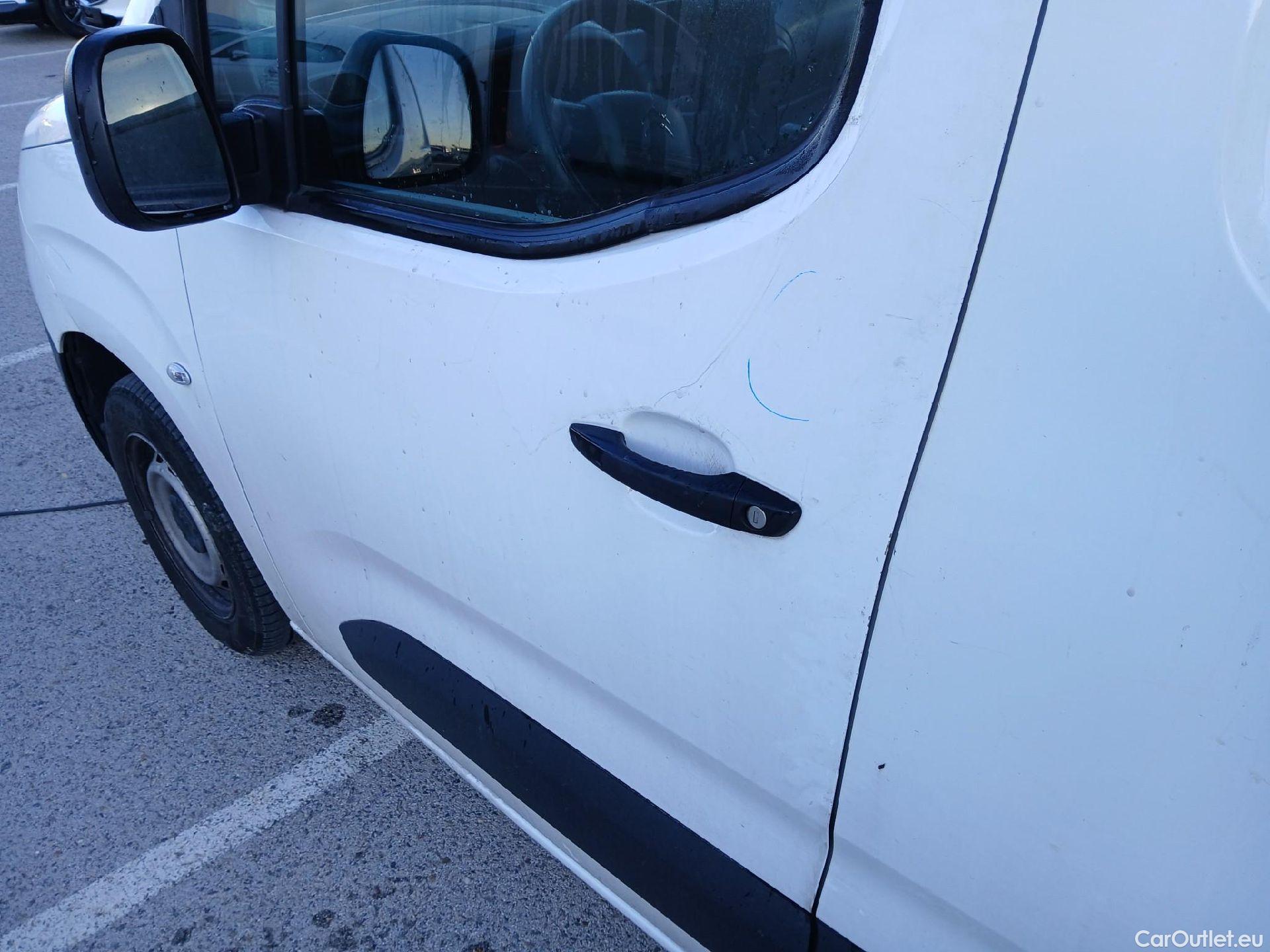  Citroen  Berlingo CITROEN  / 2018 / 3P / furgón derivado de turismo Talla M BlueHDi 100 CONTROL #12