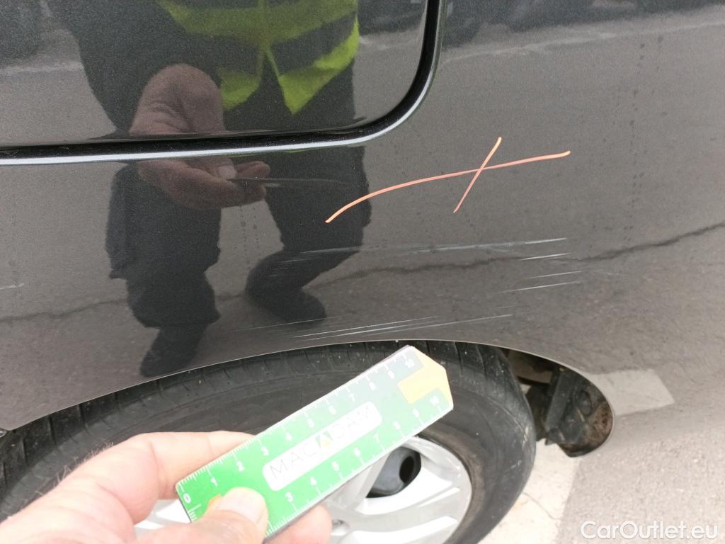  Dacia  Lodgy DACIA  / 2012 / 5P / monovolumen compacto Comfort 1.6 75kW (100CV) GLP 7Pl - 18 #4