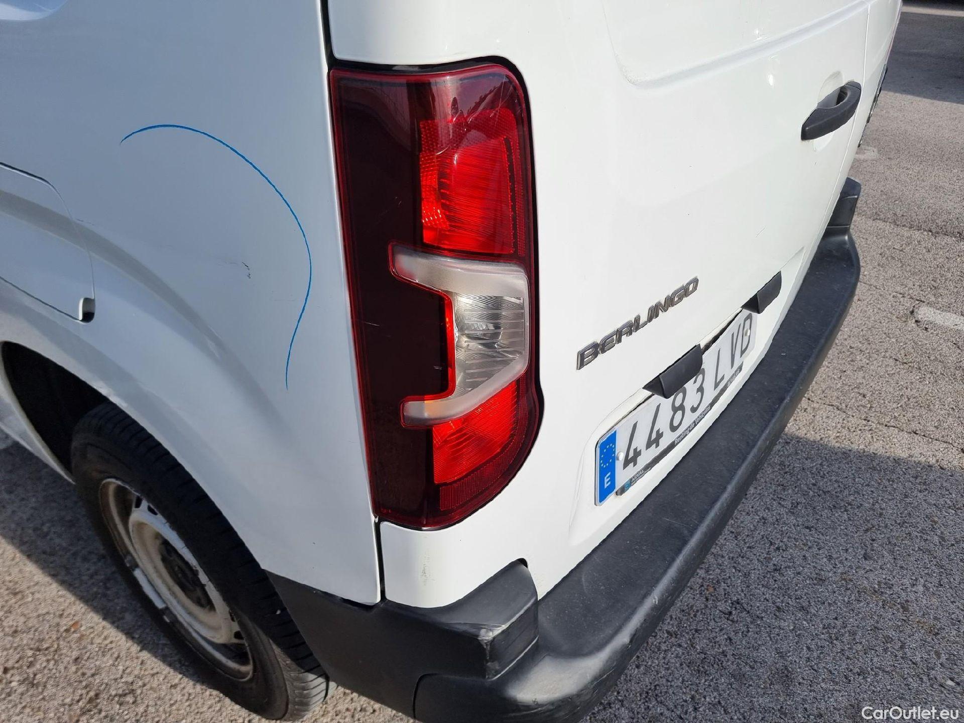  Citroen  Berlingo CITROEN  / 2018 / 3P / furgón derivado de turismo Talla M BlueHDi 100 CONTROL (AC2) #20