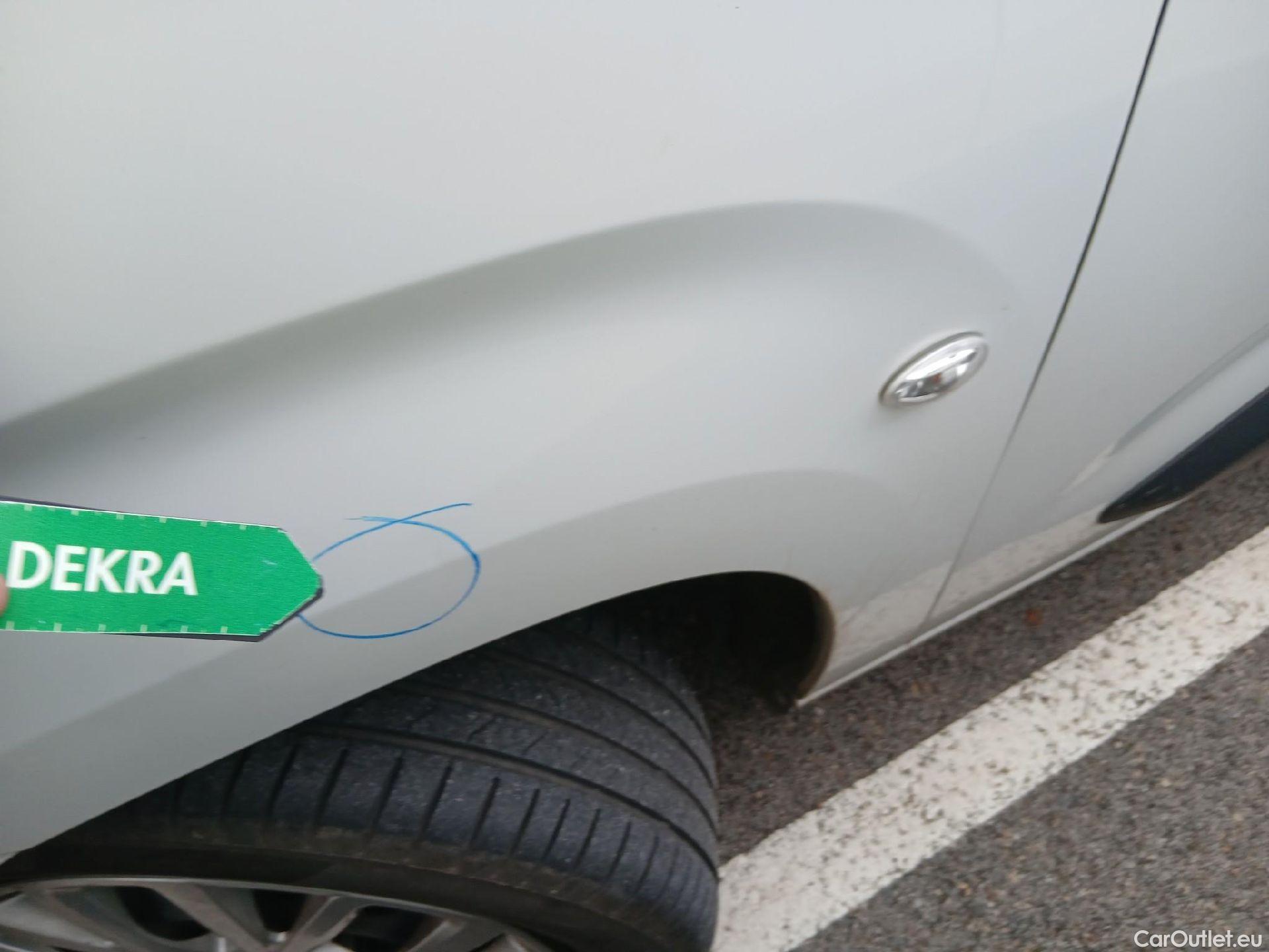  Citroen  Berlingo CITROEN  / 2018 / 4P / monovolumen compacto Talla M BlueHDi 100 S&S LIVE PACK #4