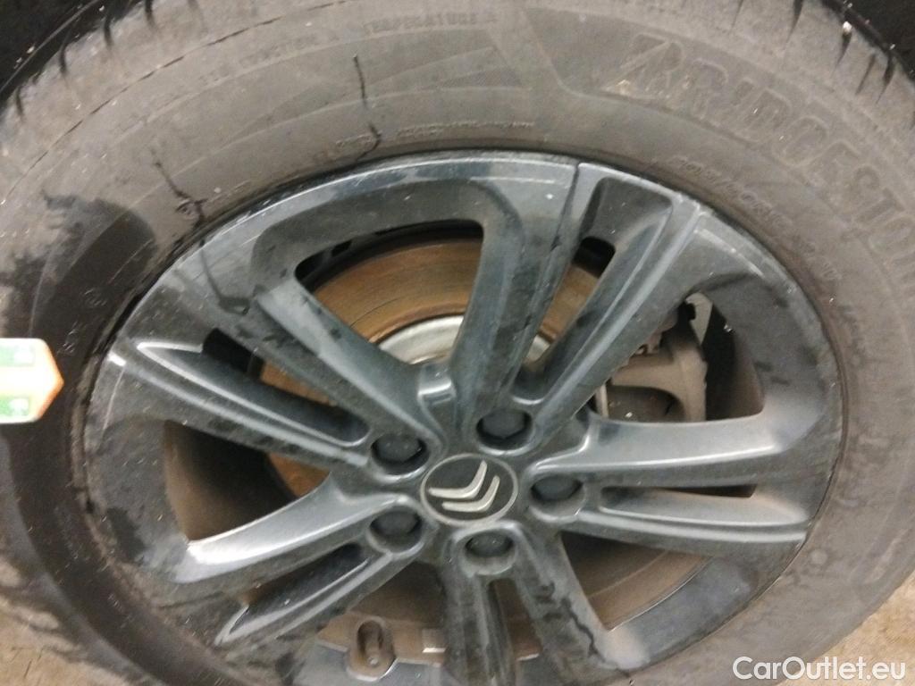  Citroen  Berlingo CITROEN  / 2018 / 5P / monovolumen compacto Talla M BlueHDi 100 S&S 100 AÑOS #4