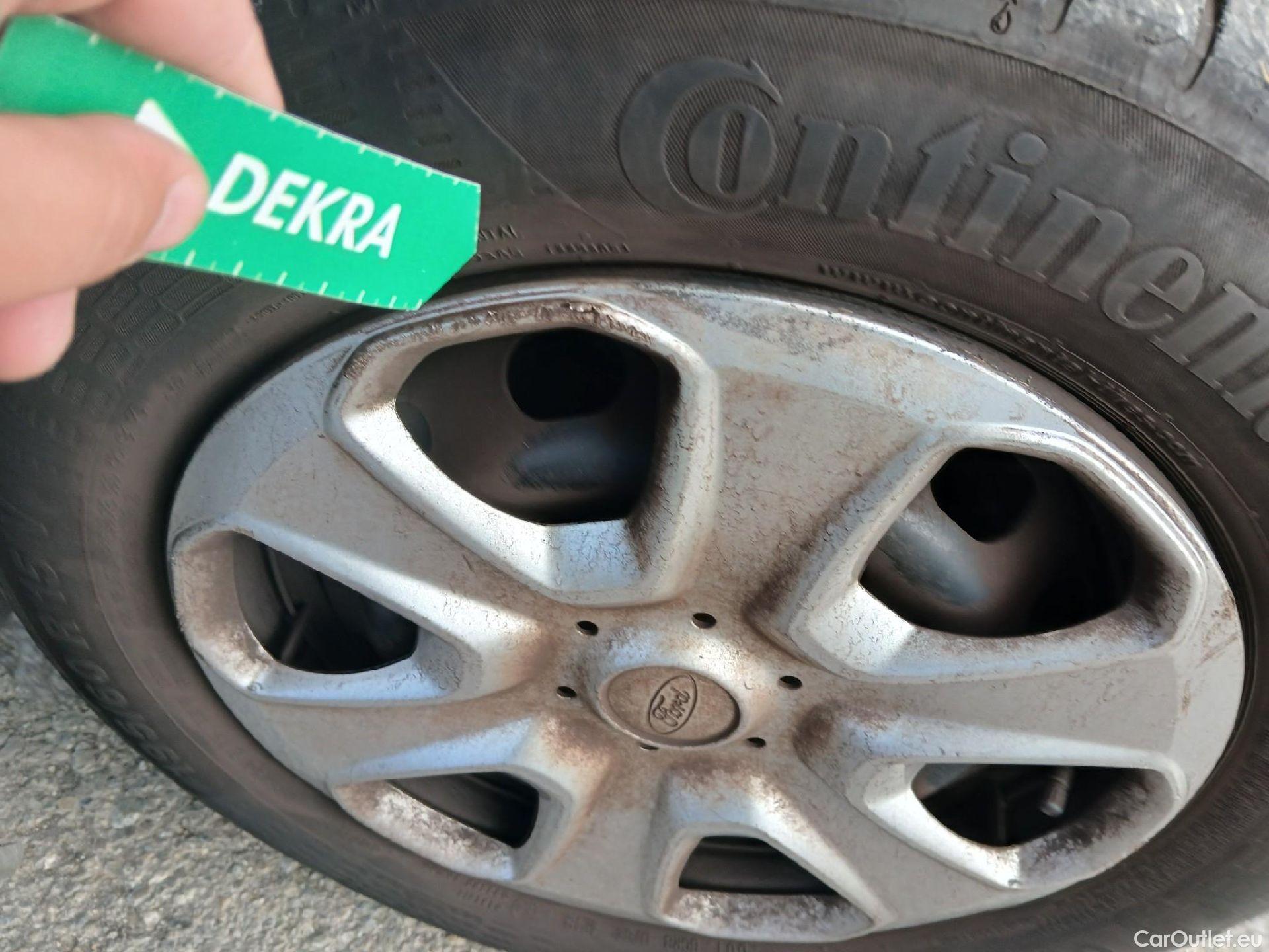  Ford  Transit Connect FORD Transit Courier / 2014 / 4P / combi Kombi 1.5 TDCi 71kW Trend #16