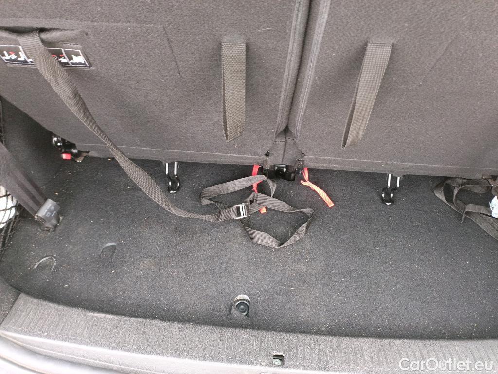  Dacia  Lodgy DACIA  / 2012 / 5P / monovolumen compacto Comfort 1.6 75kW (100CV) GLP 7Pl - 18 #6