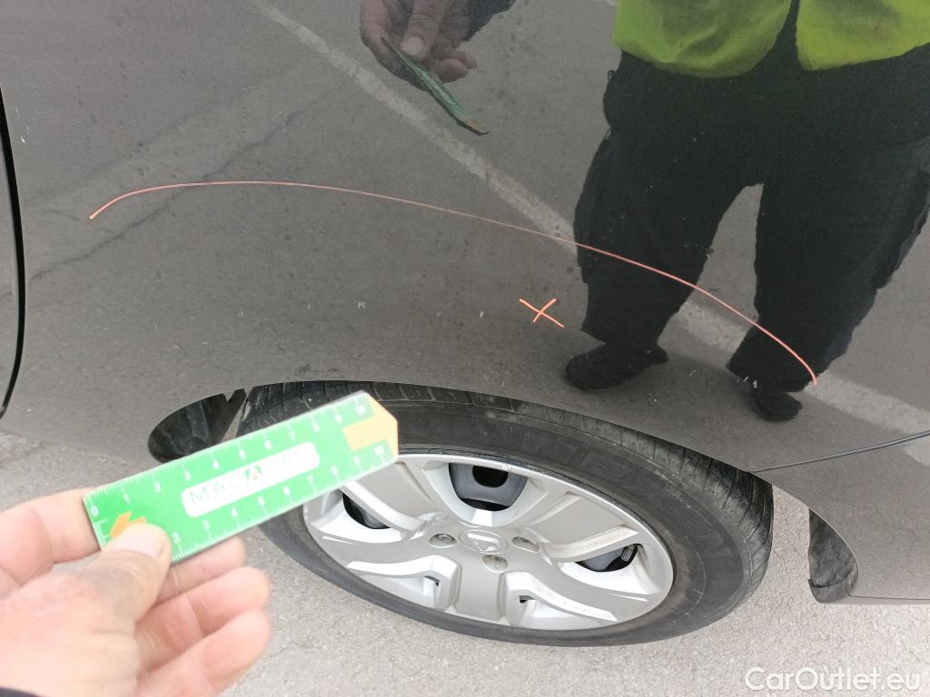  Dacia  Lodgy DACIA  / 2012 / 5P / monovolumen compacto Comfort 1.6 75kW (100CV) GLP 7Pl - 18 #8