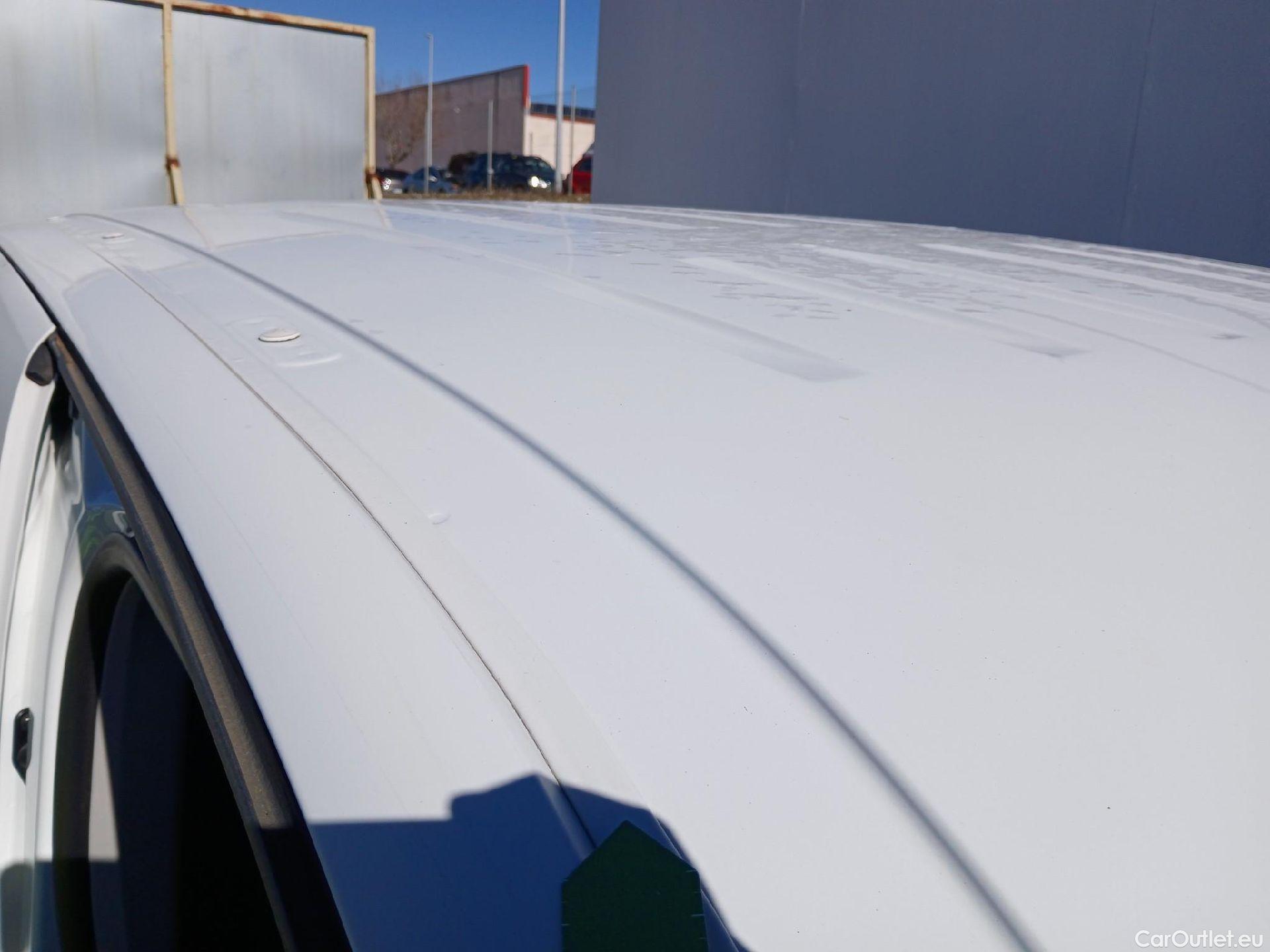  Citroen  Berlingo CITROEN  / 2018 / 4P / combi Talla M BlueHDi 100 LIVE (AC) #58