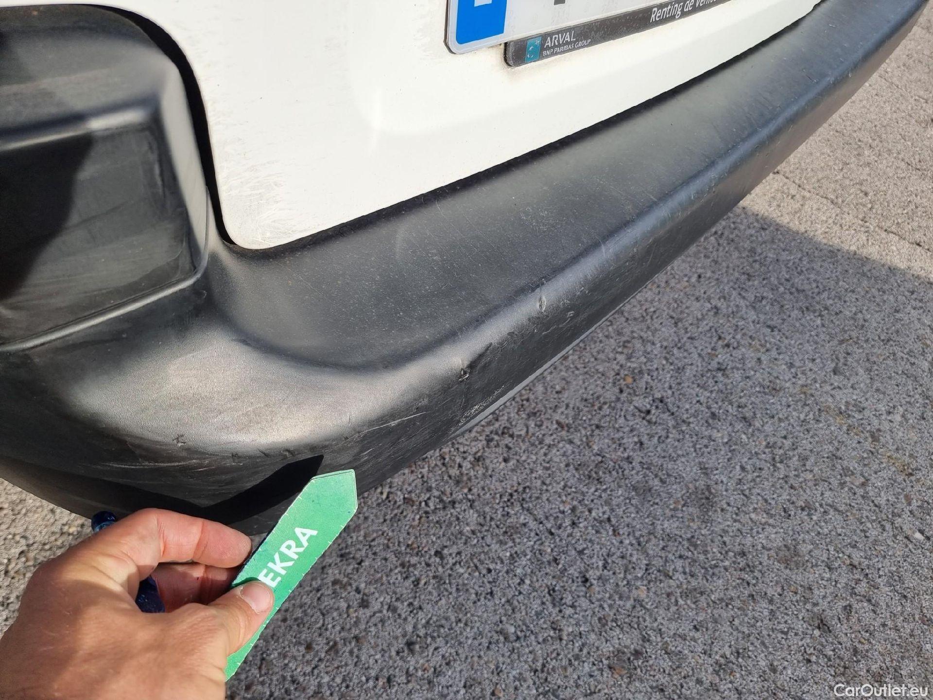  Citroen  Berlingo CITROEN  / 2018 / 3P / furgón derivado de turismo Talla M BlueHDi 100 CONTROL (AC2) #24