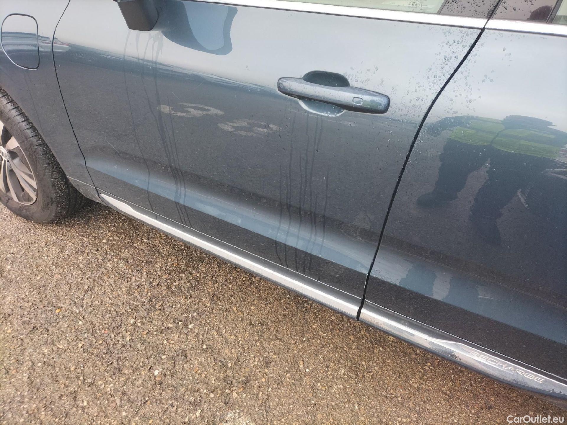  Volvo  XC60 VOLVO  / 2017 / 5P / todoterreno 2.0 T6 AWD Recharge Inscription Exp Auto #12