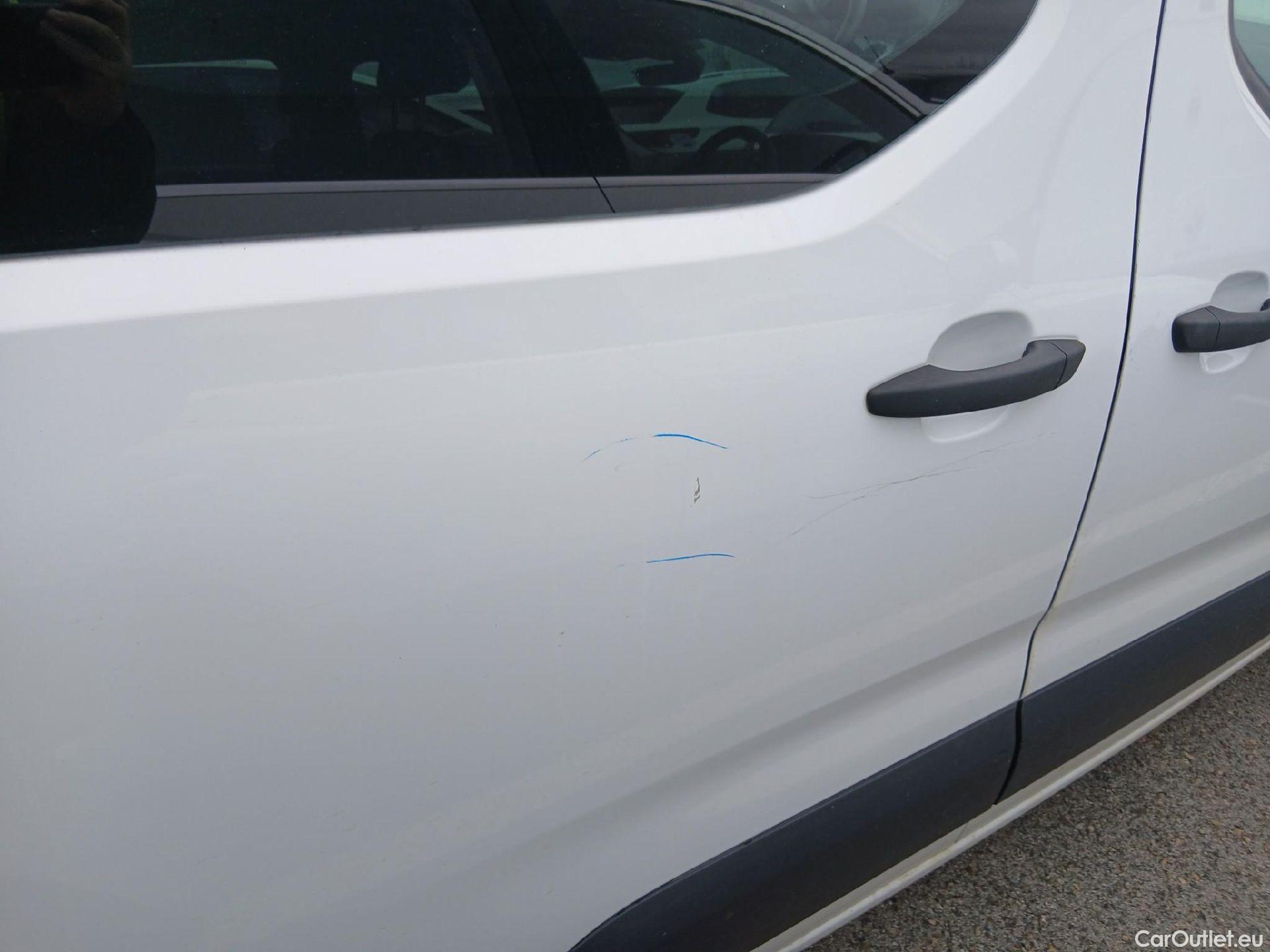  Citroen  Berlingo CITROEN  / 2018 / 4P / monovolumen compacto Talla M BlueHDi 100 S&S LIVE PACK #15