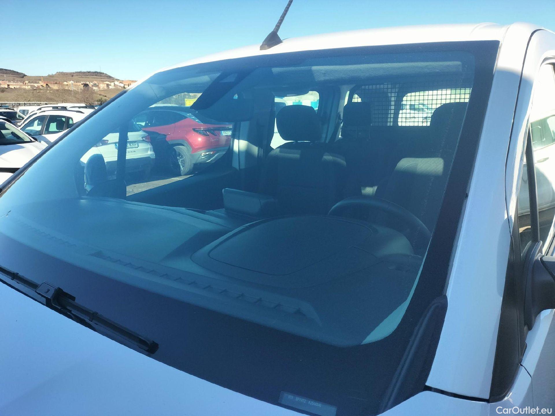  Land Rover  Discovery FIAT Doblò / 2022 / 5P / combi Combi (N1) BlueHDi 1.5 L 100CV (AC) #8