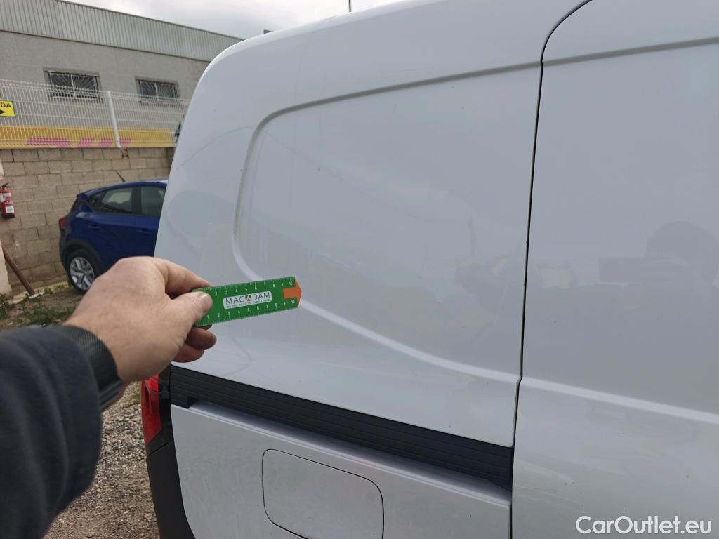  Mercedes  Citan MERCEDES-BENZ  / 2021 / 4P / furgón derivado de turismo 110 CDI 70kW Furgón Base Largo #21