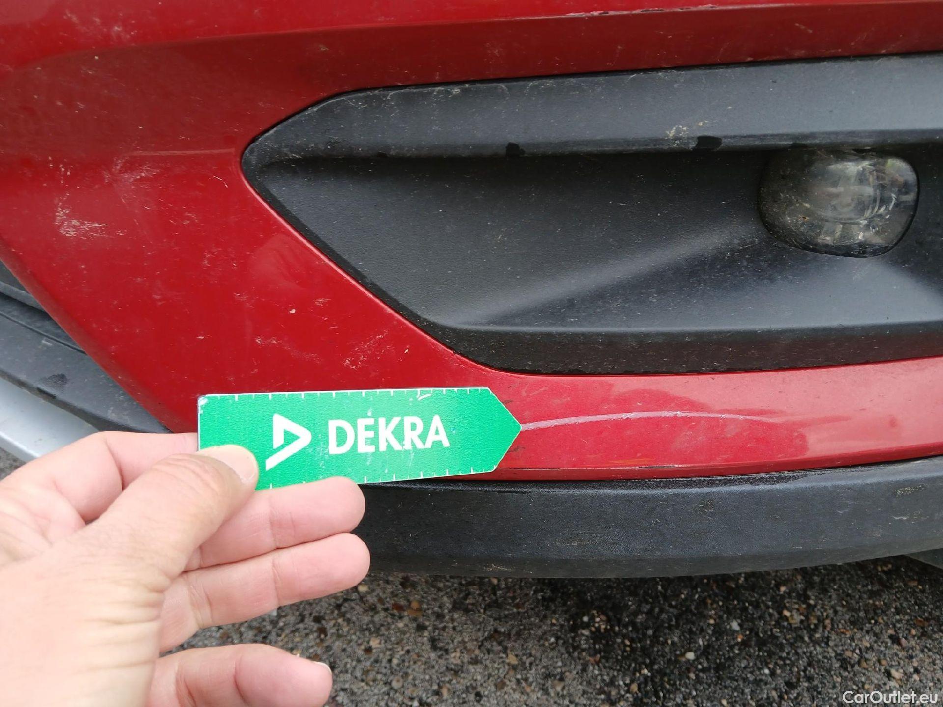  Volvo  XC 40 VOLVO XC40 / 2017 / 5P / todoterreno 1.5 T3 Business Plus Auto #9