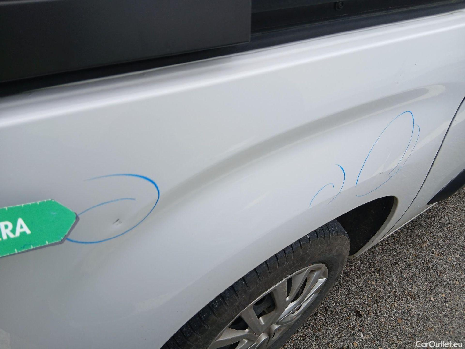  Citroen  Berlingo CITROEN  / 2018 / 4P / monovolumen compacto Talla M BlueHDi 100 S&S LIVE PACK #12