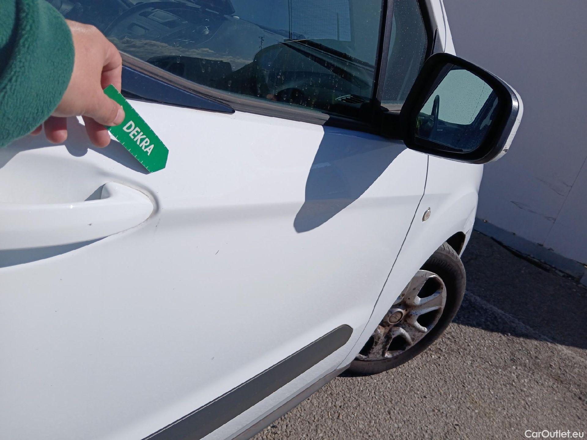  Ford  Transit Connect FORD Transit Courier / 2014 / 4P / combi Kombi 1.5 TDCi 71kW Trend #56