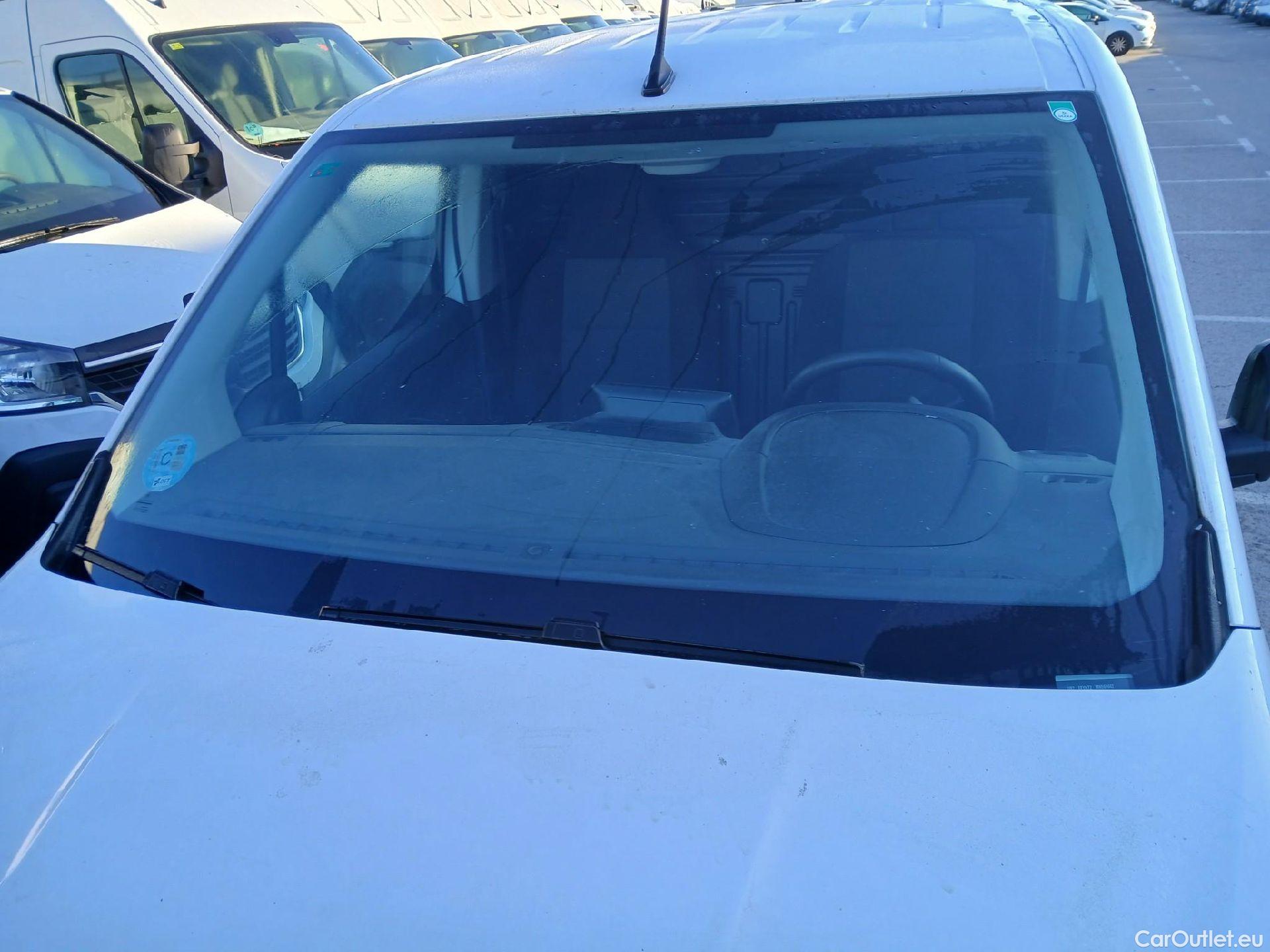  Citroen  Berlingo CITROEN  / 2018 / 3P / furgón derivado de turismo Talla M BlueHDi 100 CONTROL #4