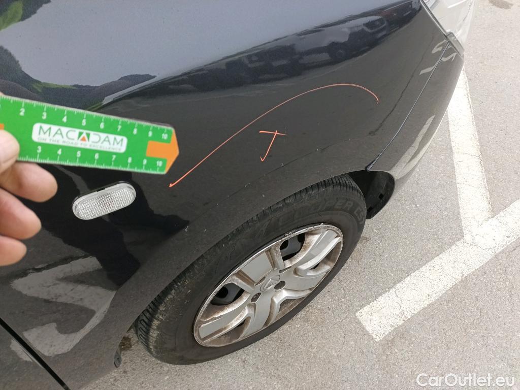  Dacia  Lodgy DACIA  / 2012 / 5P / monovolumen compacto Comfort 1.6 75kW (100CV) GLP 7Pl - 18 #11