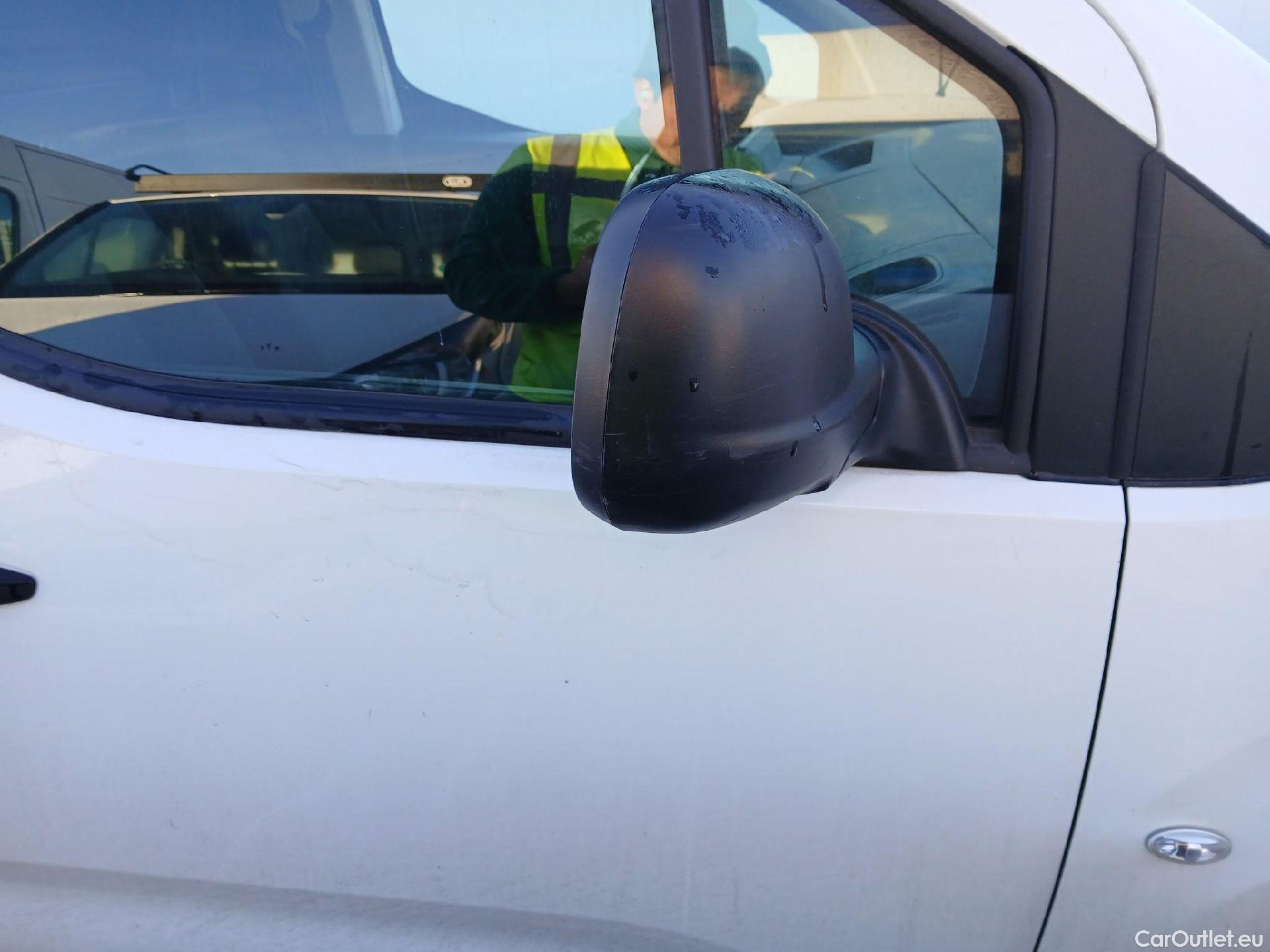  Citroen  Berlingo CITROEN  / 2018 / 3P / furgón derivado de turismo Talla M BlueHDi 100 CONTROL #29