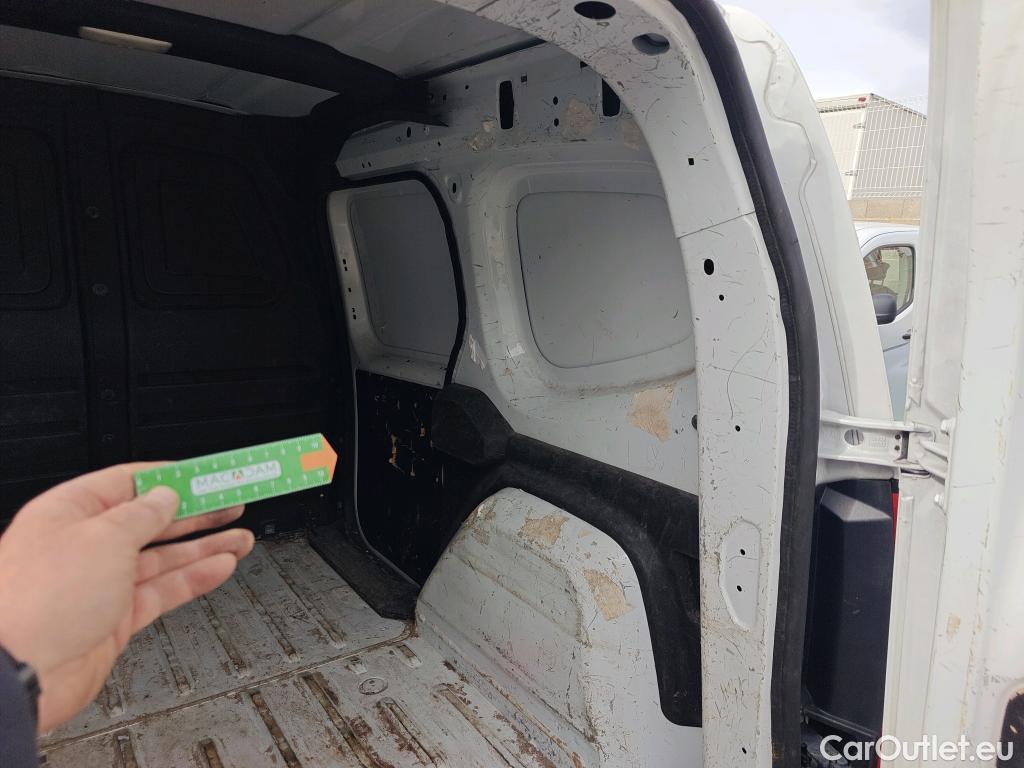  Mercedes  Citan MERCEDES-BENZ  / 2021 / 4P / furgón derivado de turismo 110 CDI 70kW Furgón Base Largo #10