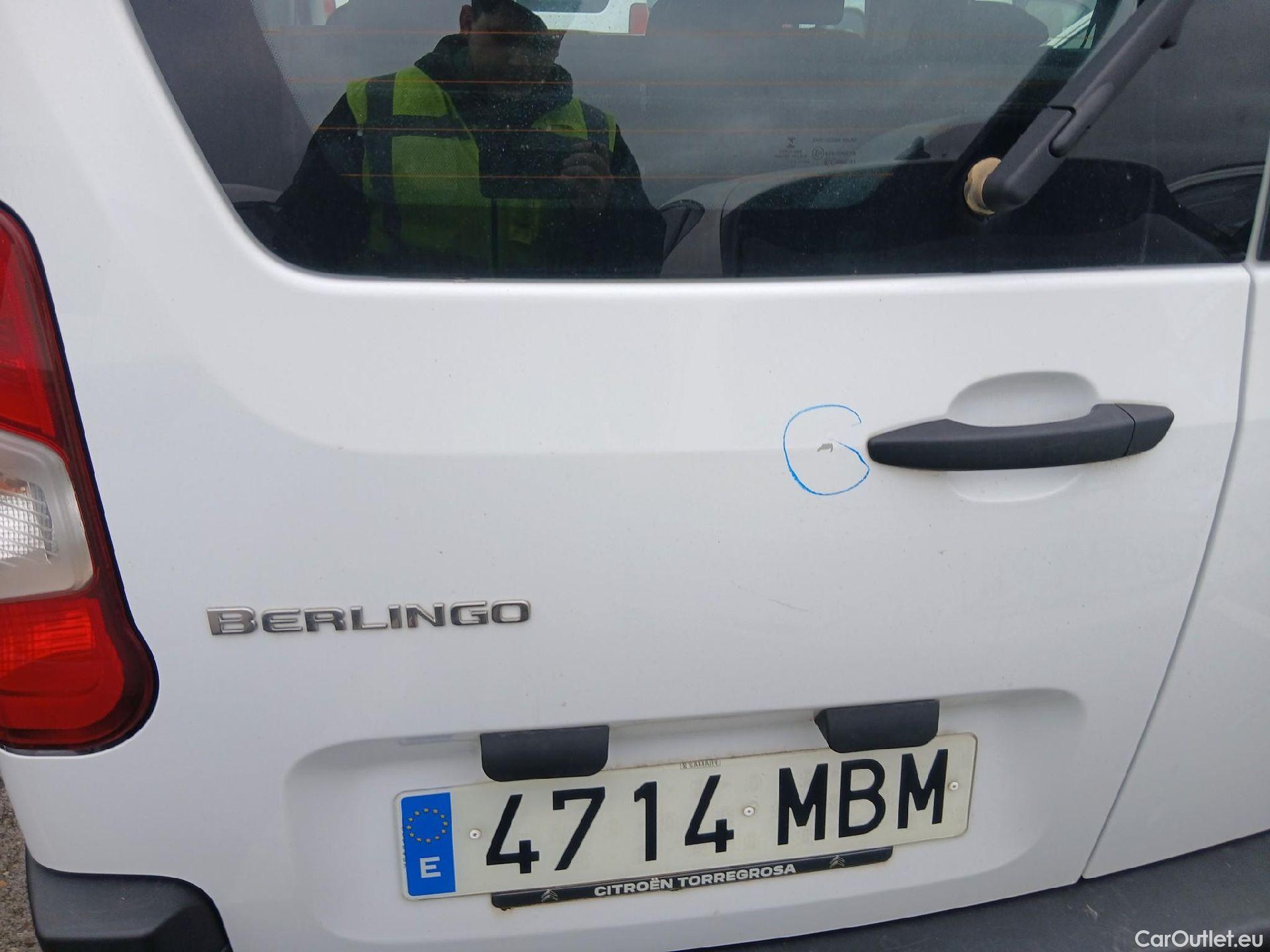  Citroen  Berlingo CITROEN  / 2018 / 4P / monovolumen compacto Talla M BlueHDi 100 S&S LIVE PACK #8