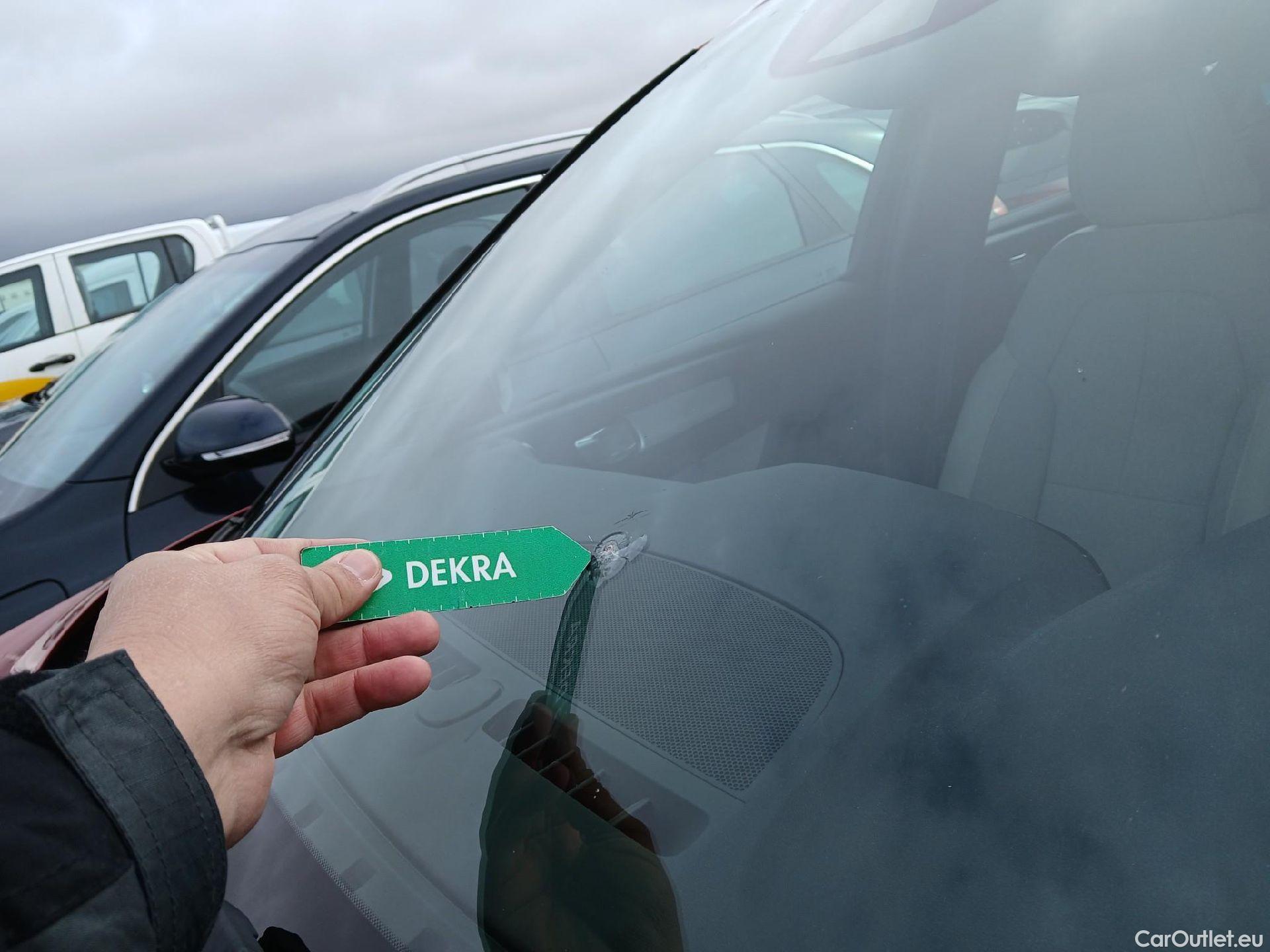  Volvo  XC 40 VOLVO XC40 / 2017 / 5P / todoterreno 1.5 T3 Business Plus Auto #12