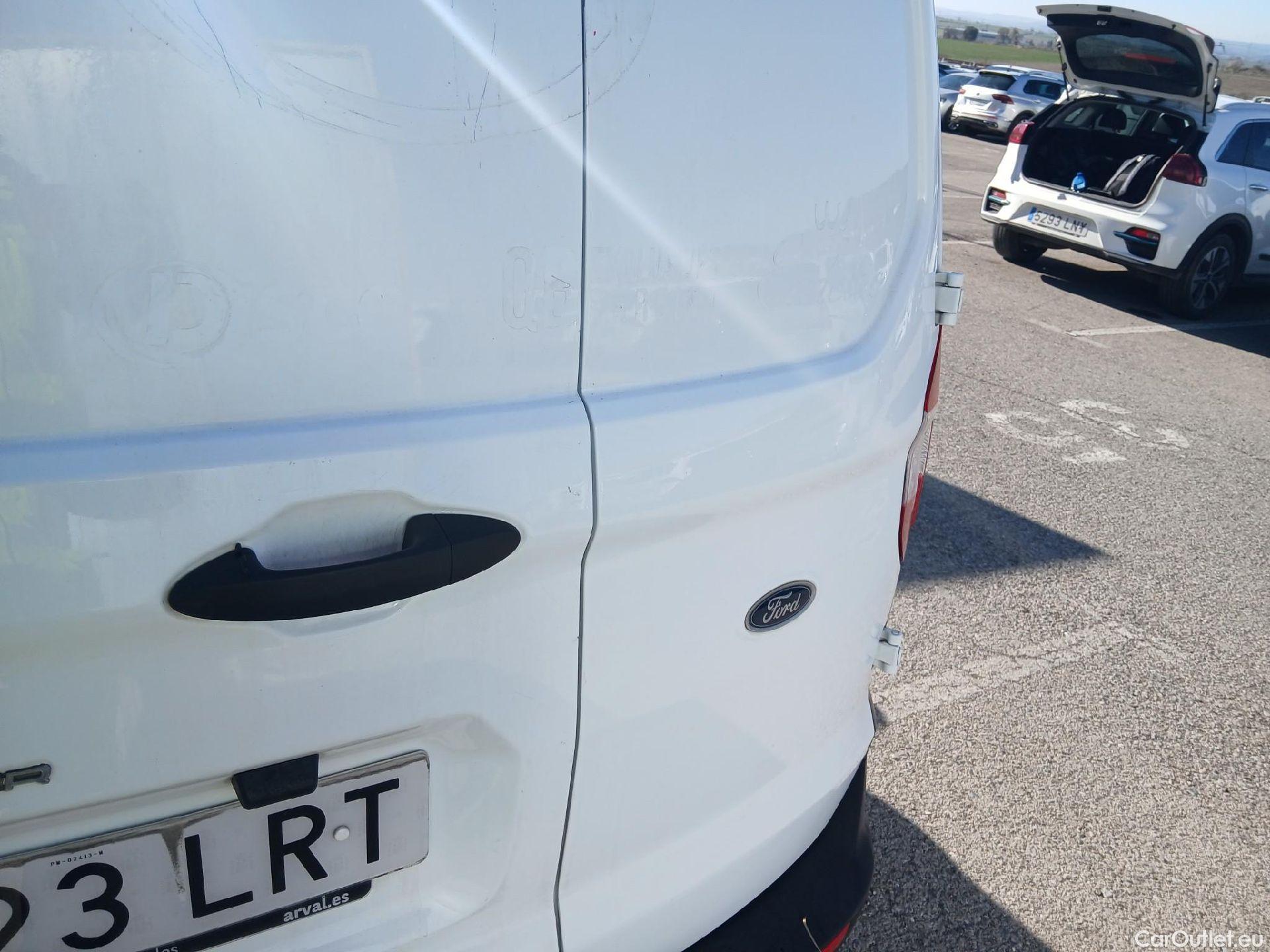  Ford  Transit FORD  Courier/2014/4P/furgón der.turis Van 1.5 TDCi 56kW Trend #17