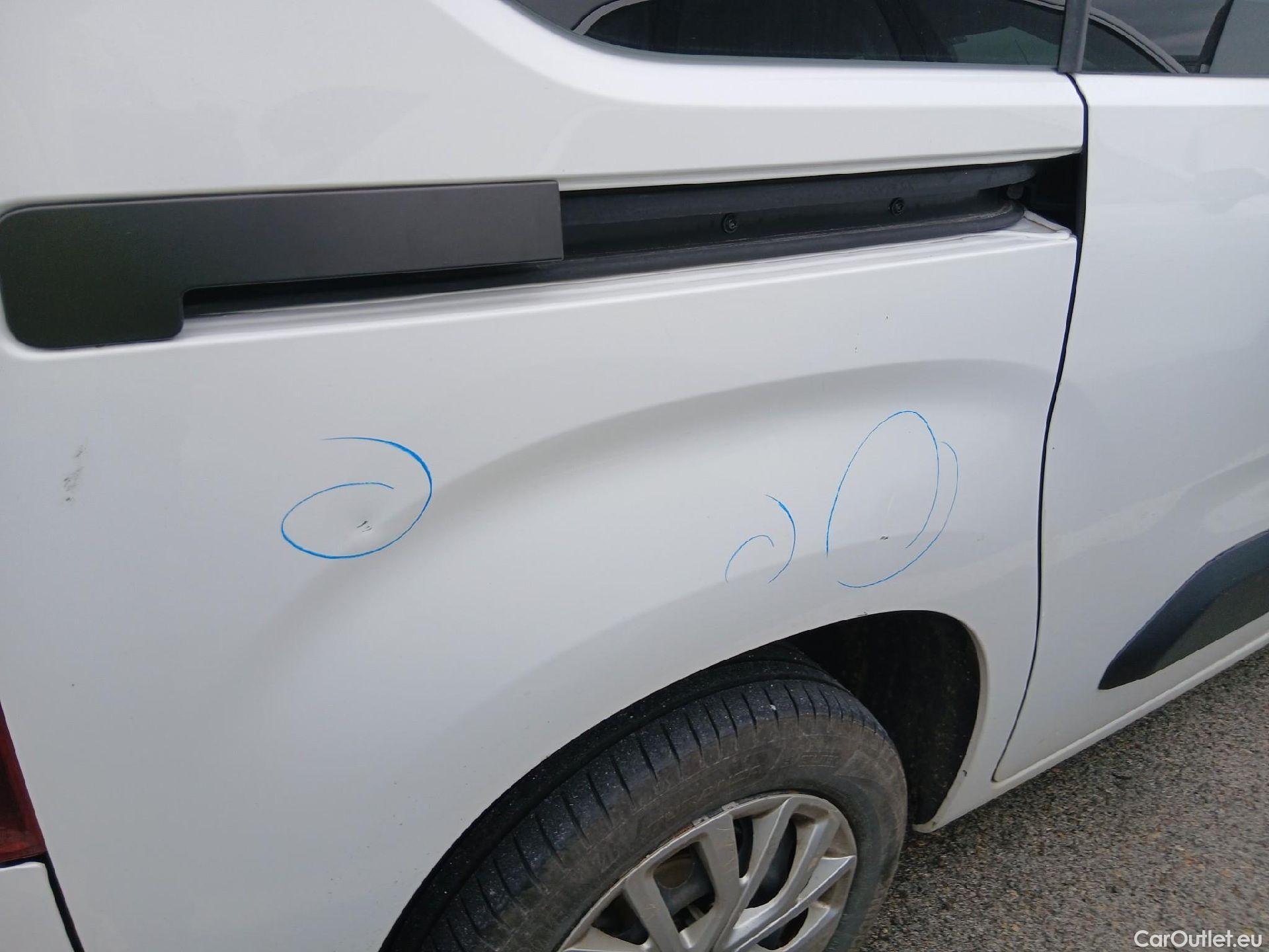  Citroen  Berlingo CITROEN  / 2018 / 4P / monovolumen compacto Talla M BlueHDi 100 S&S LIVE PACK #13