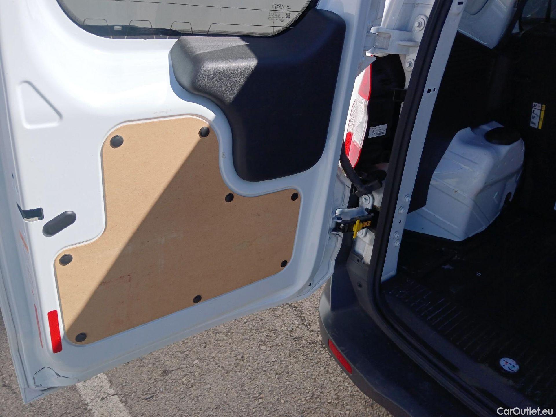  Ford  Transit Connect FORD Transit Courier / 2014 / 4P / combi Kombi 1.5 TDCi 71kW Trend #5