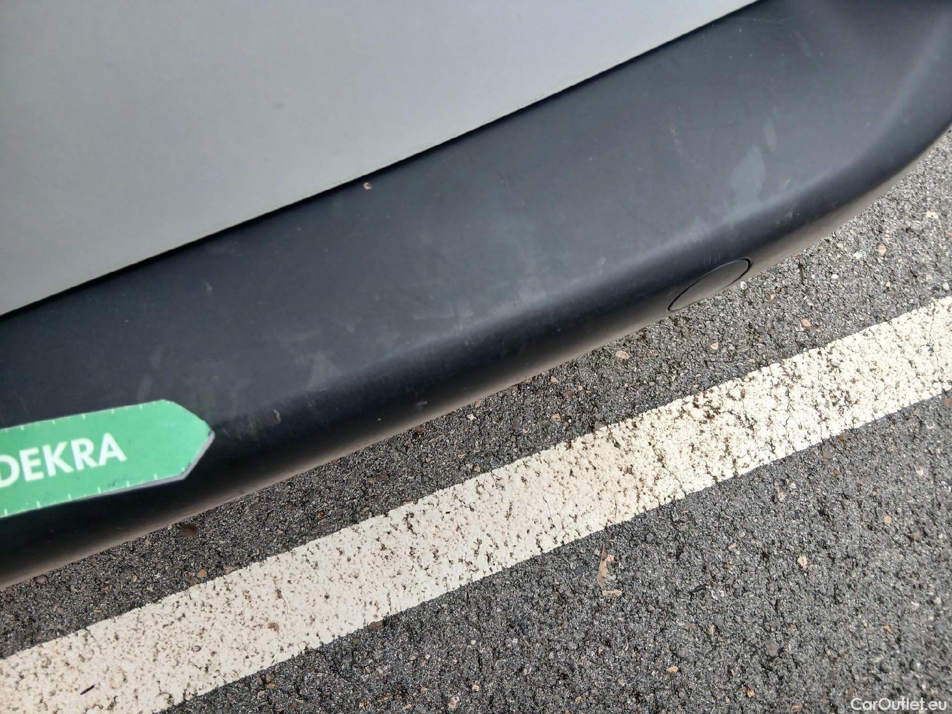  Citroen  Berlingo CITROEN  / 2018 / 4P / monovolumen compacto Talla M BlueHDi 100 S&S LIVE PACK #10