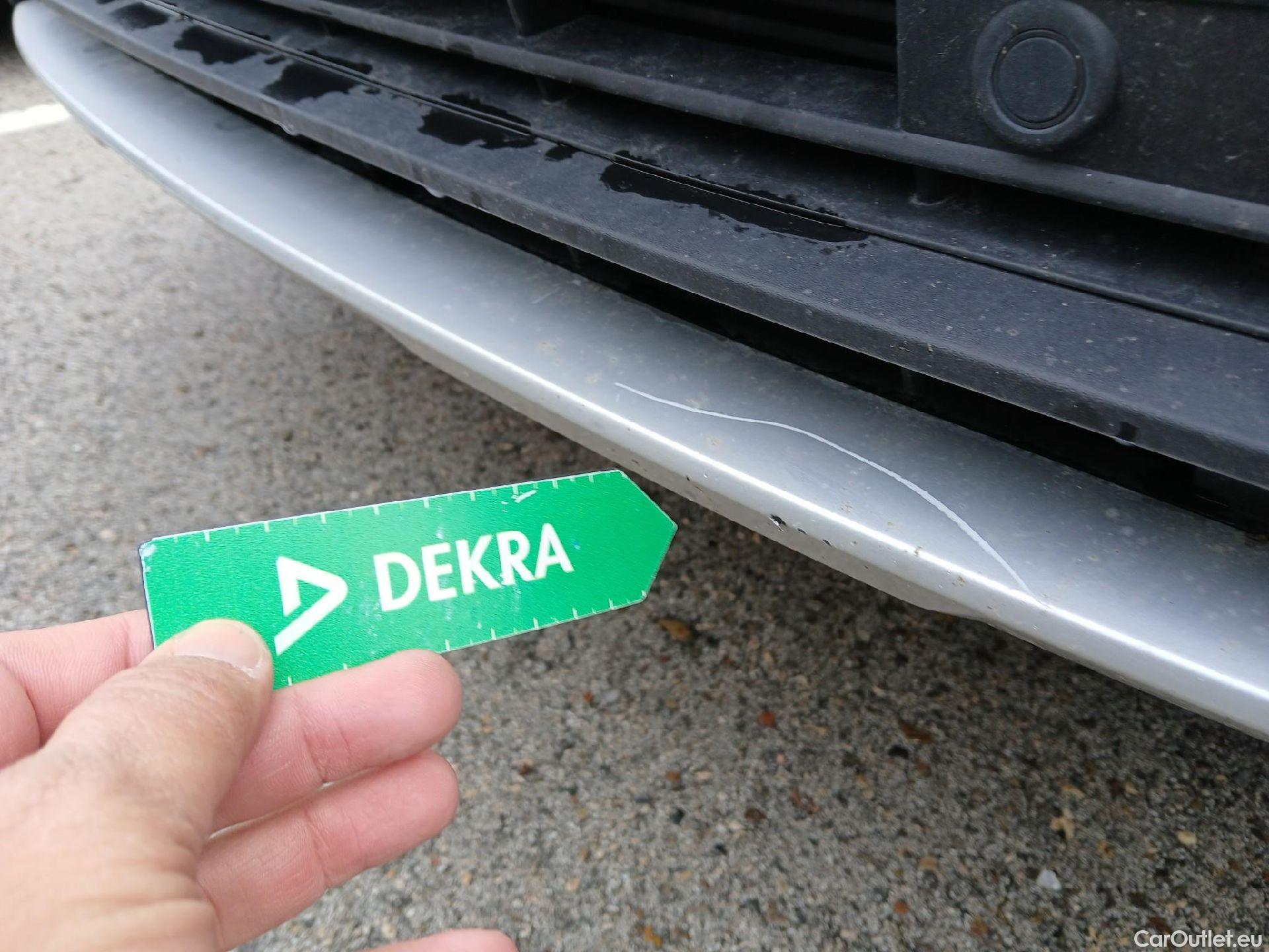  Volvo  XC 40 VOLVO XC40 / 2017 / 5P / todoterreno 1.5 T3 Business Plus Auto #10